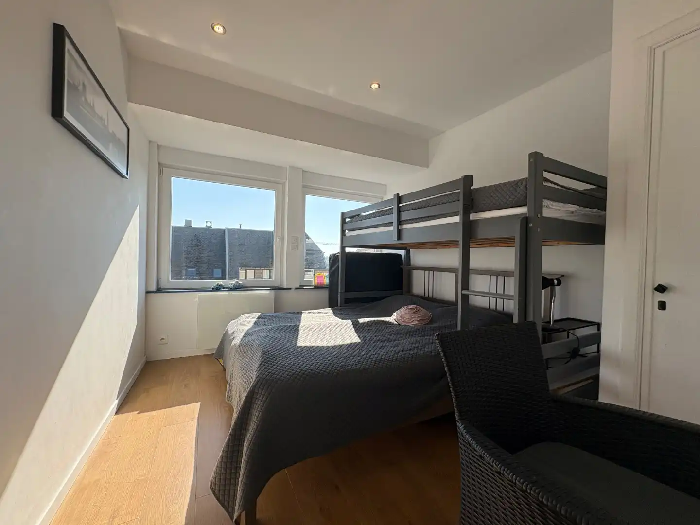 Stijlvol vernieuwd hoekappartement op de 6e verdieping met fenomenaal zeezicht foto 11