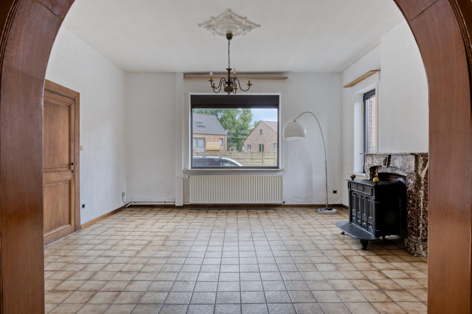 Woning met veel woonoppervlakte, zolder, garage en tuin te Tongeren-Lauw foto 6