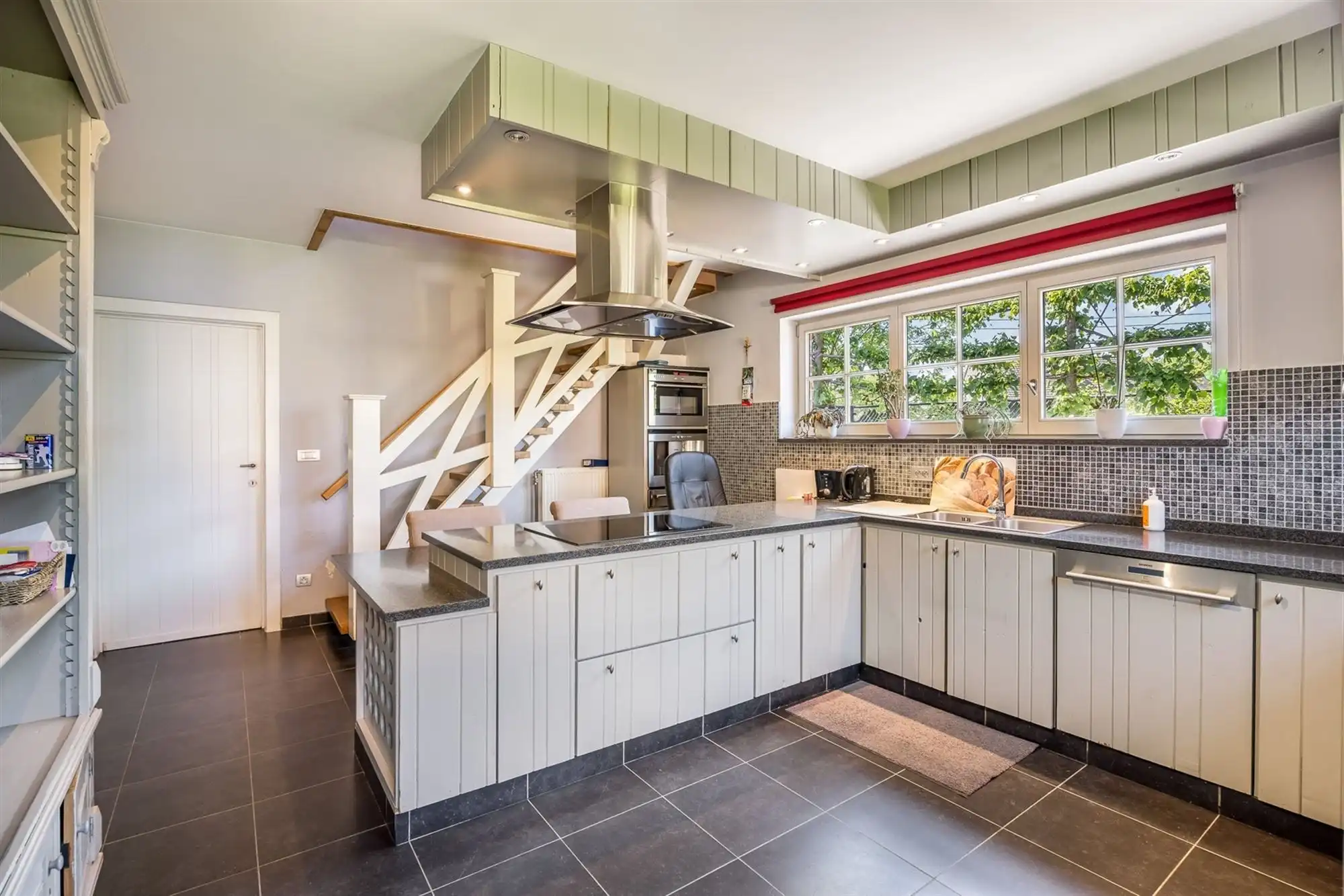 UNIEK EIGENDOM TE PAAL OP PERCEEL VAN MAAR LIEFST 1,2 HECTARE foto 74