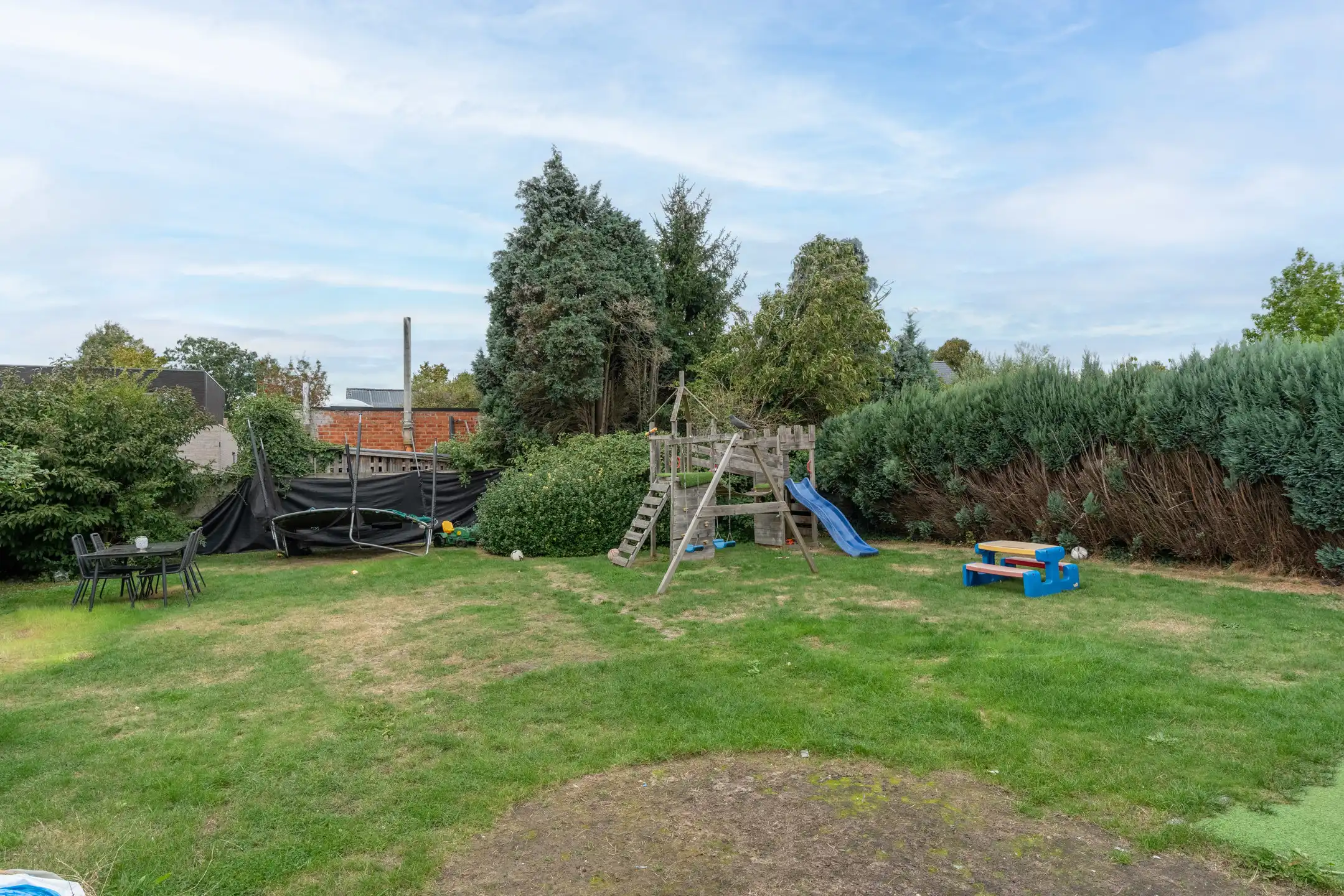 Zeer gunstig gelegen woning met 3/4 slaapkamers op 640 m² foto 37