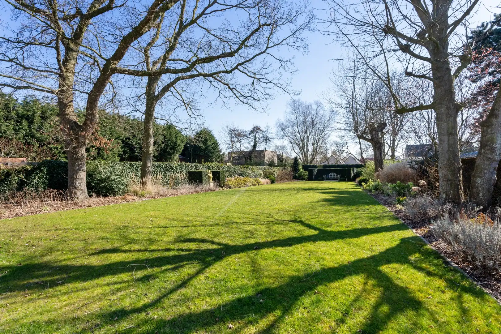 Statige villa gelegen in een rustige wijk in Oostduinkerke foto 21