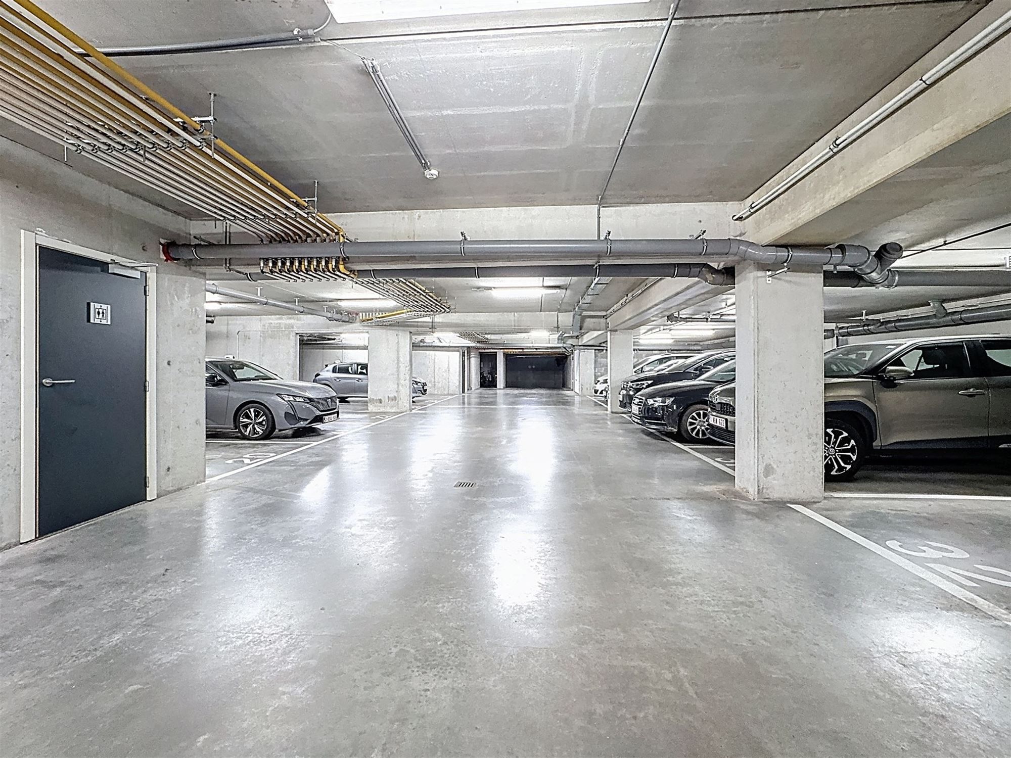 andere foto {{pictureIndex}}