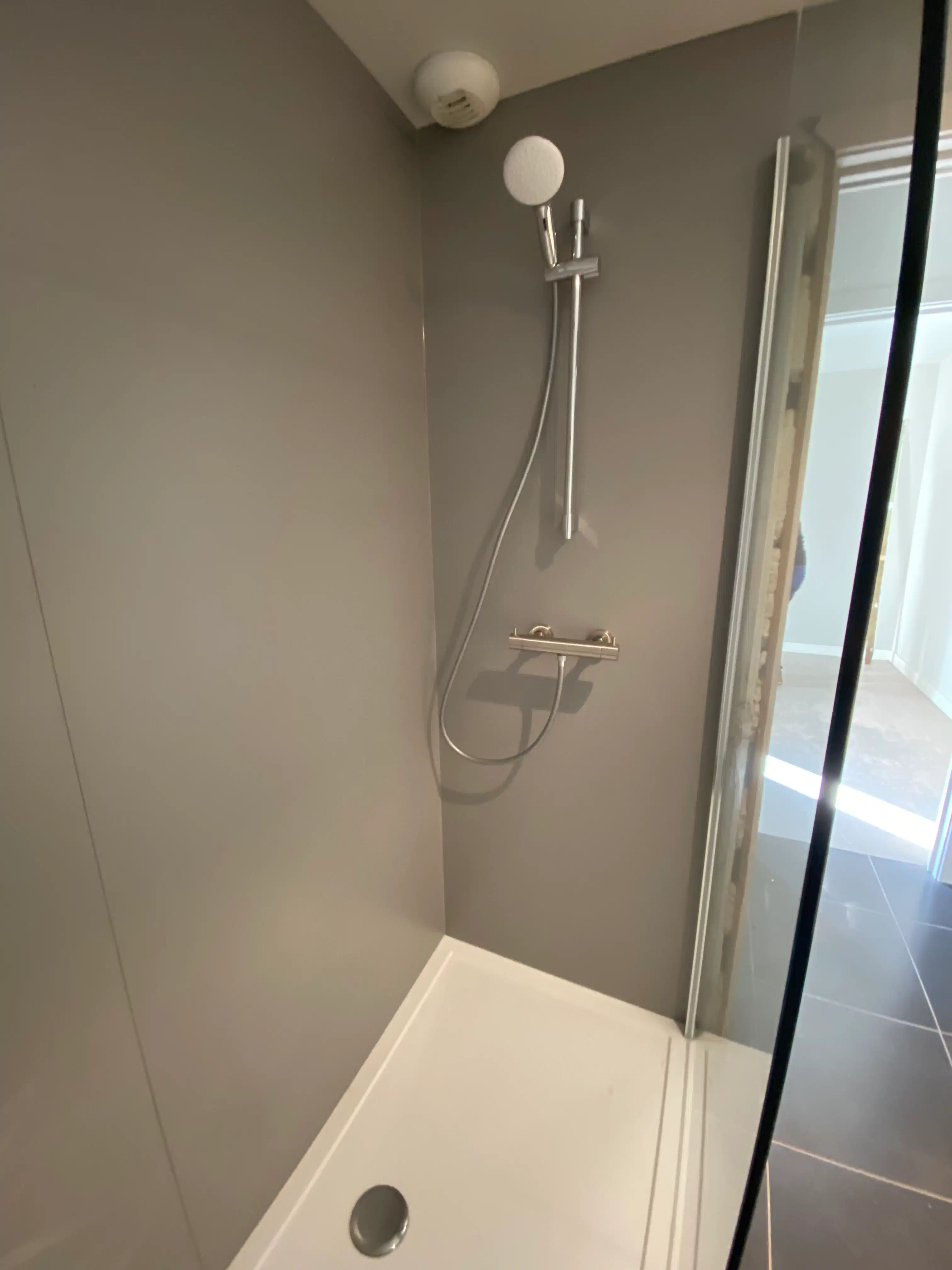 Energiezuinig appartement met 2 terrassen en garage met prachtig zicht op het water. foto 8
