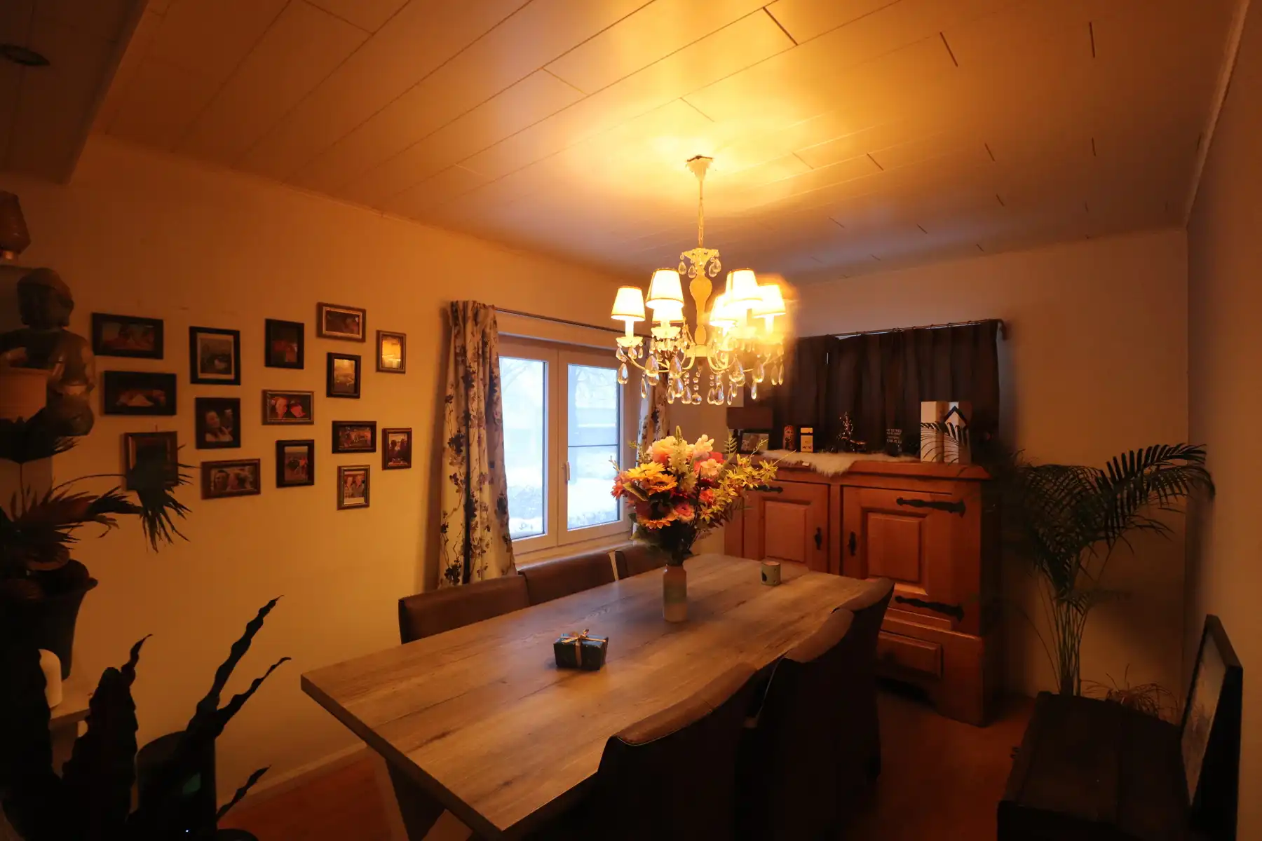 Een appartement op de benedenverdieping met 2 à 3 slaapkamers, garage en terras, vlakbij het centrum van Beerse. foto 2