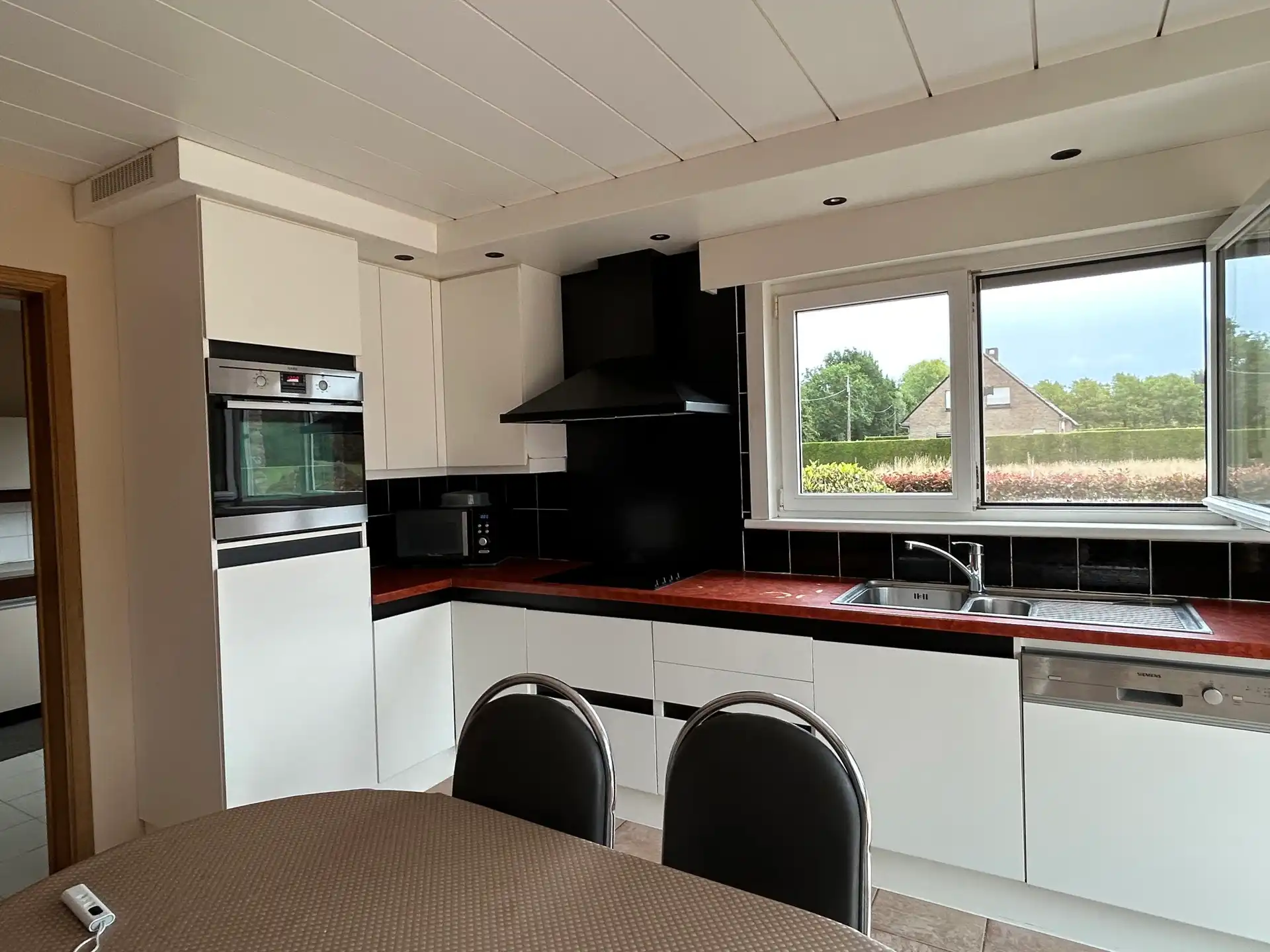 Gelijkvloerse woning met 2 slaapkamers en garage foto 17