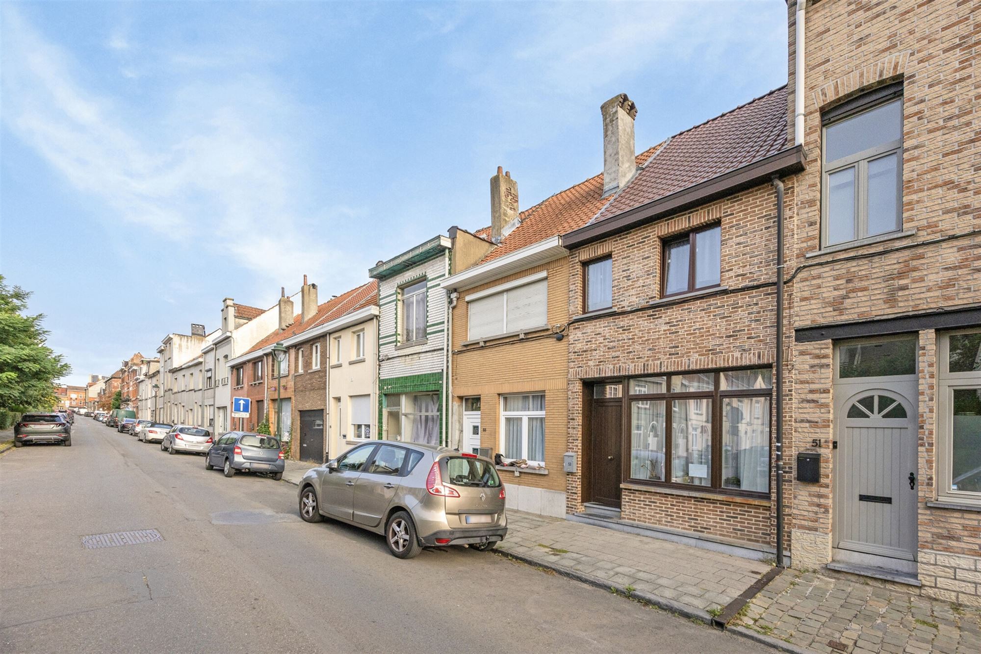 Rijwoning met twee slaapkamers, kelder en tuin foto 14