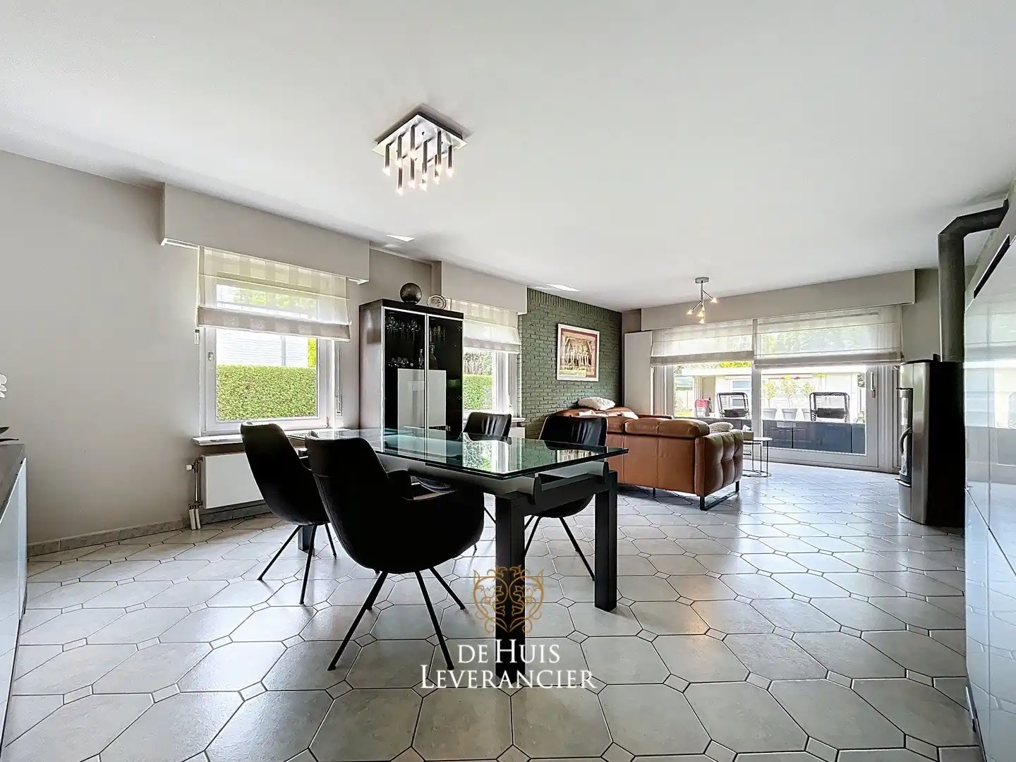 Instapklare vrijstaande woning op top-locatie ! foto 4