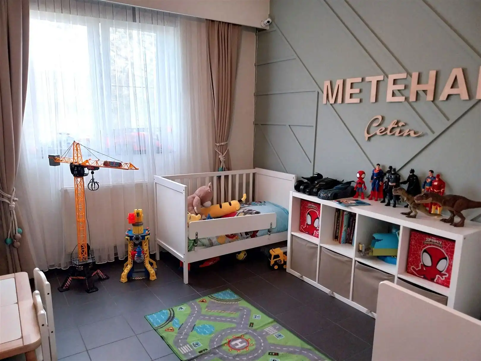 TE HUUR: Appartement met 4 slaapkamers te Heusden-Zolder! foto 10