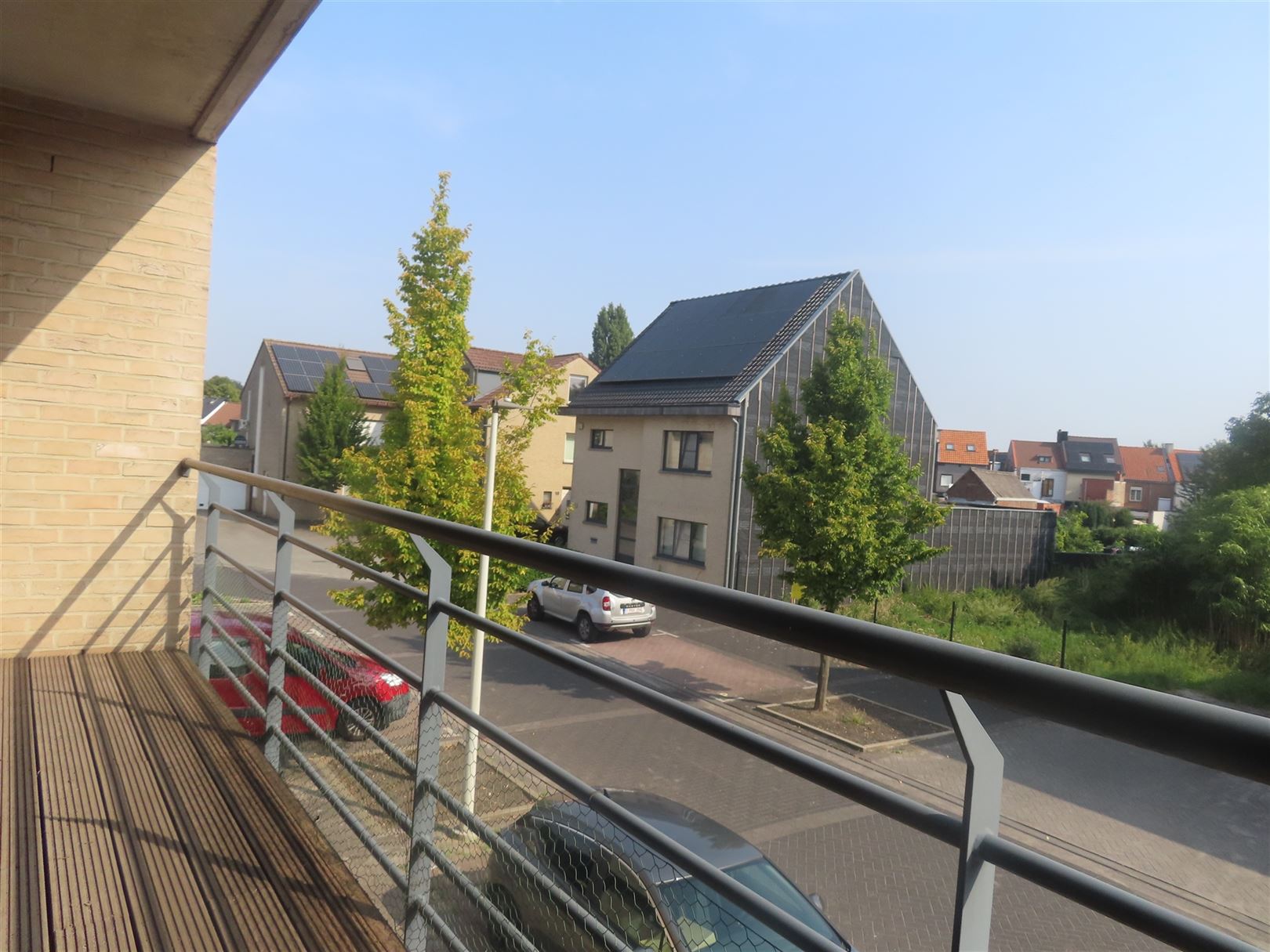 Recent 2 slaapkamerappartement met terras! foto 4
