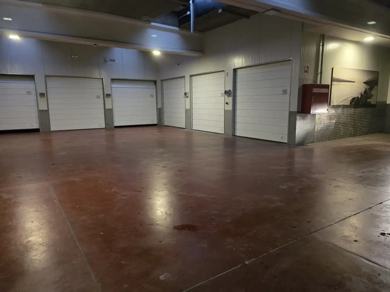 GARAGECOMPLEX LINDENLAAN foto 13