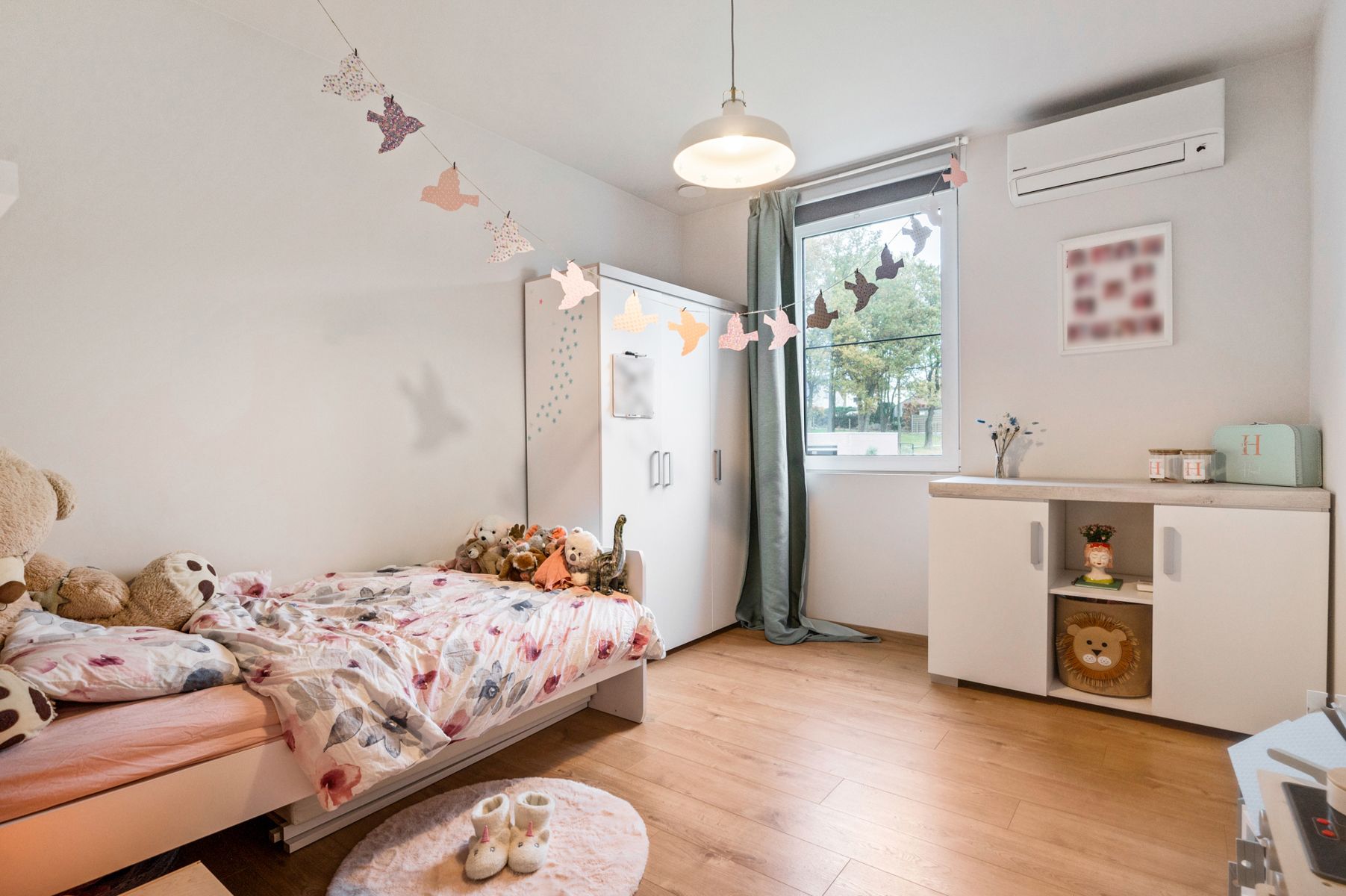 Gezinswoning met grote tuin en energiezuinige troeven foto 13