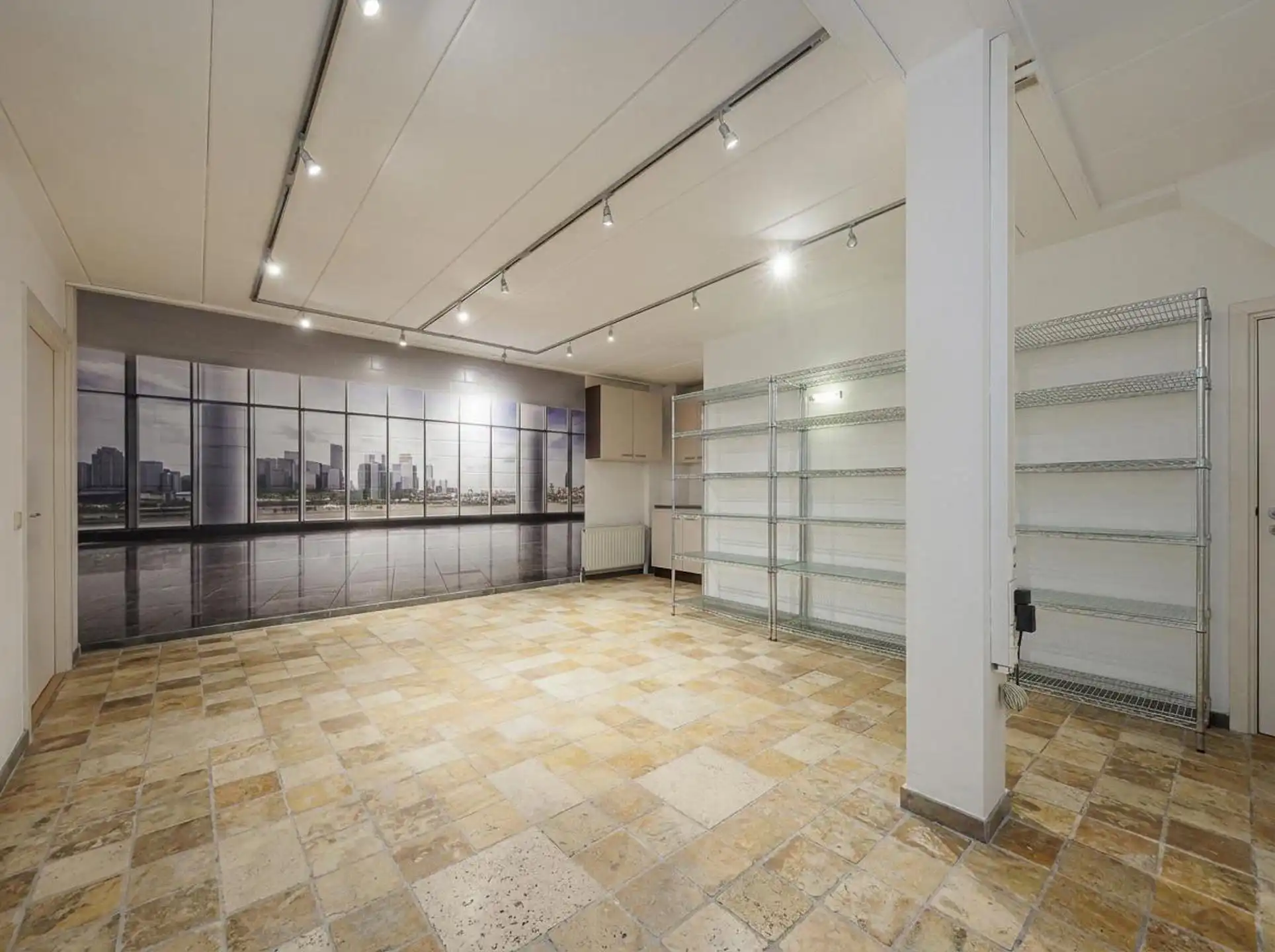 Gunstig gelegen kantoorruimte te huur foto 5