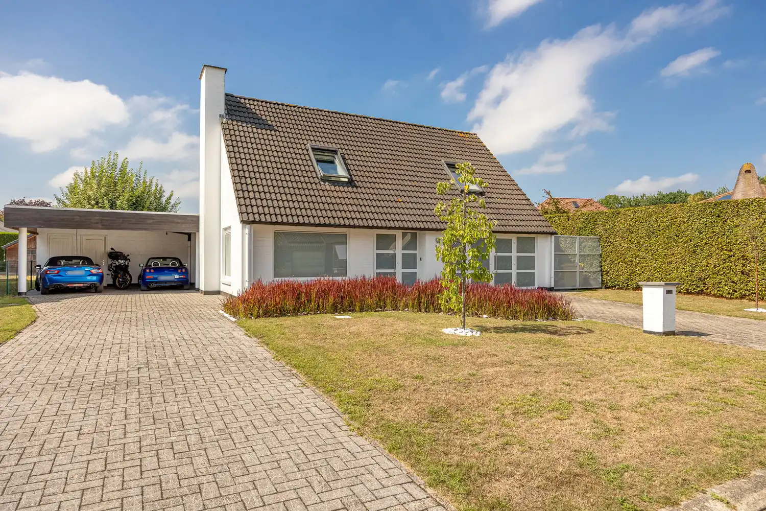Karaktervolle villa met prachtige tuin en zwembad in doodlopende straat foto 41