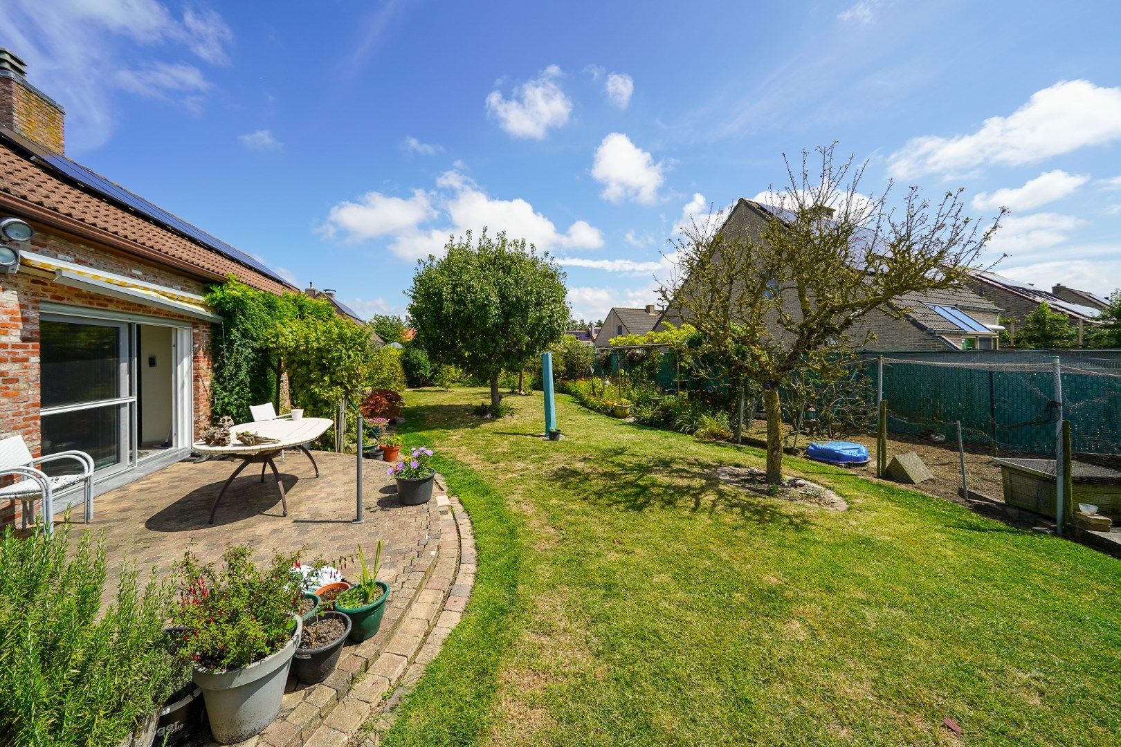 Ruime woning in Oudenburg met zongerichte tuin foto 11