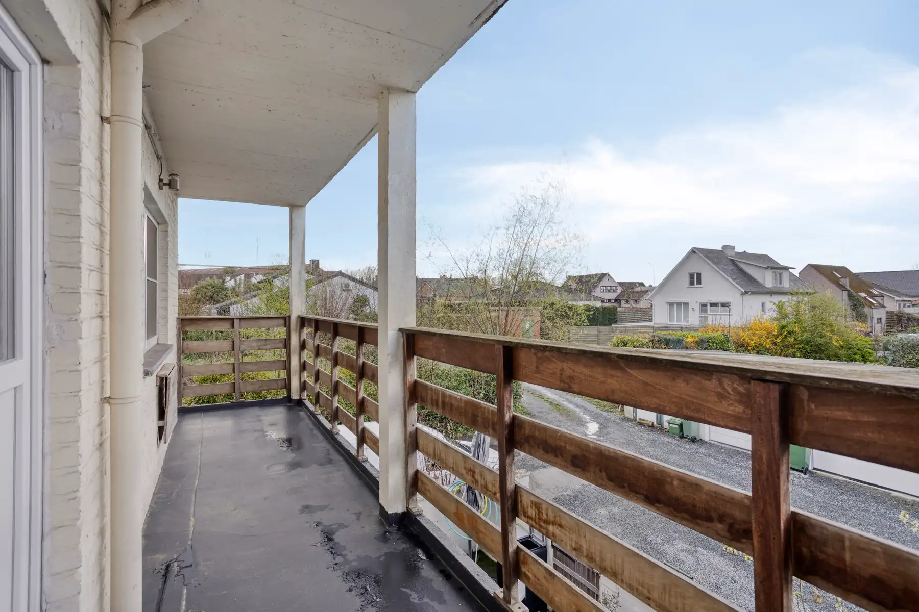 Rustig gelegen, gerenoveerd 2-slaapkamer appartement foto 10