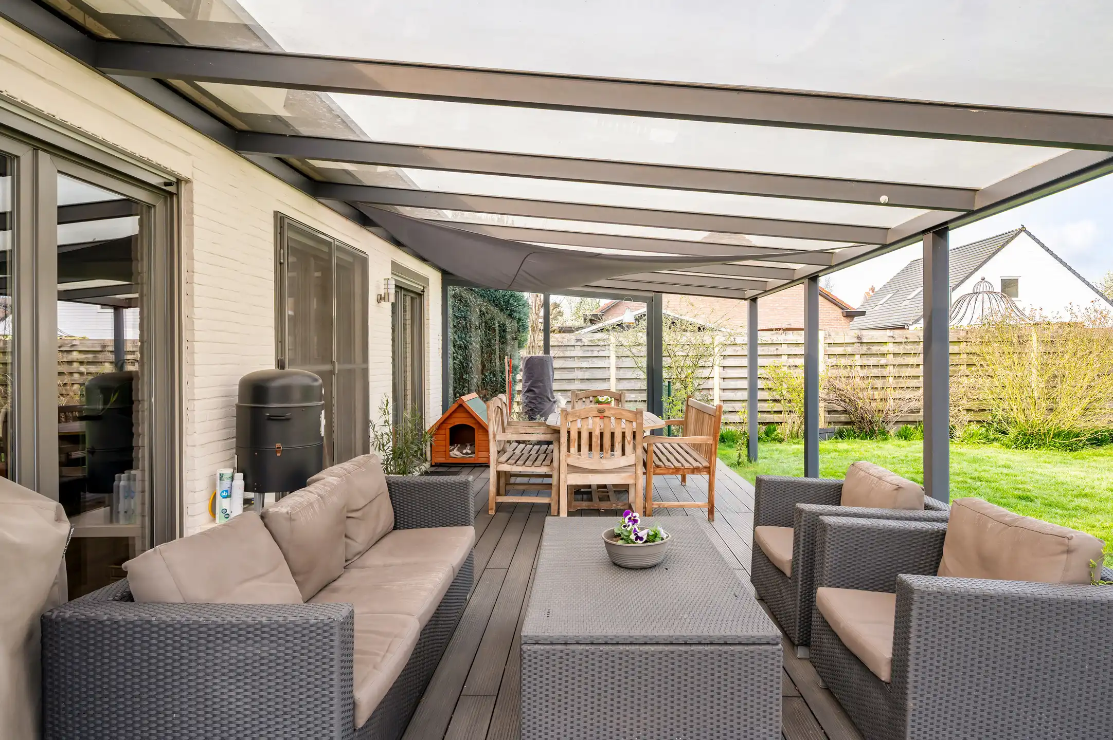 Instapklare gelijkvloerse woning met 4 slaapkamers foto 28