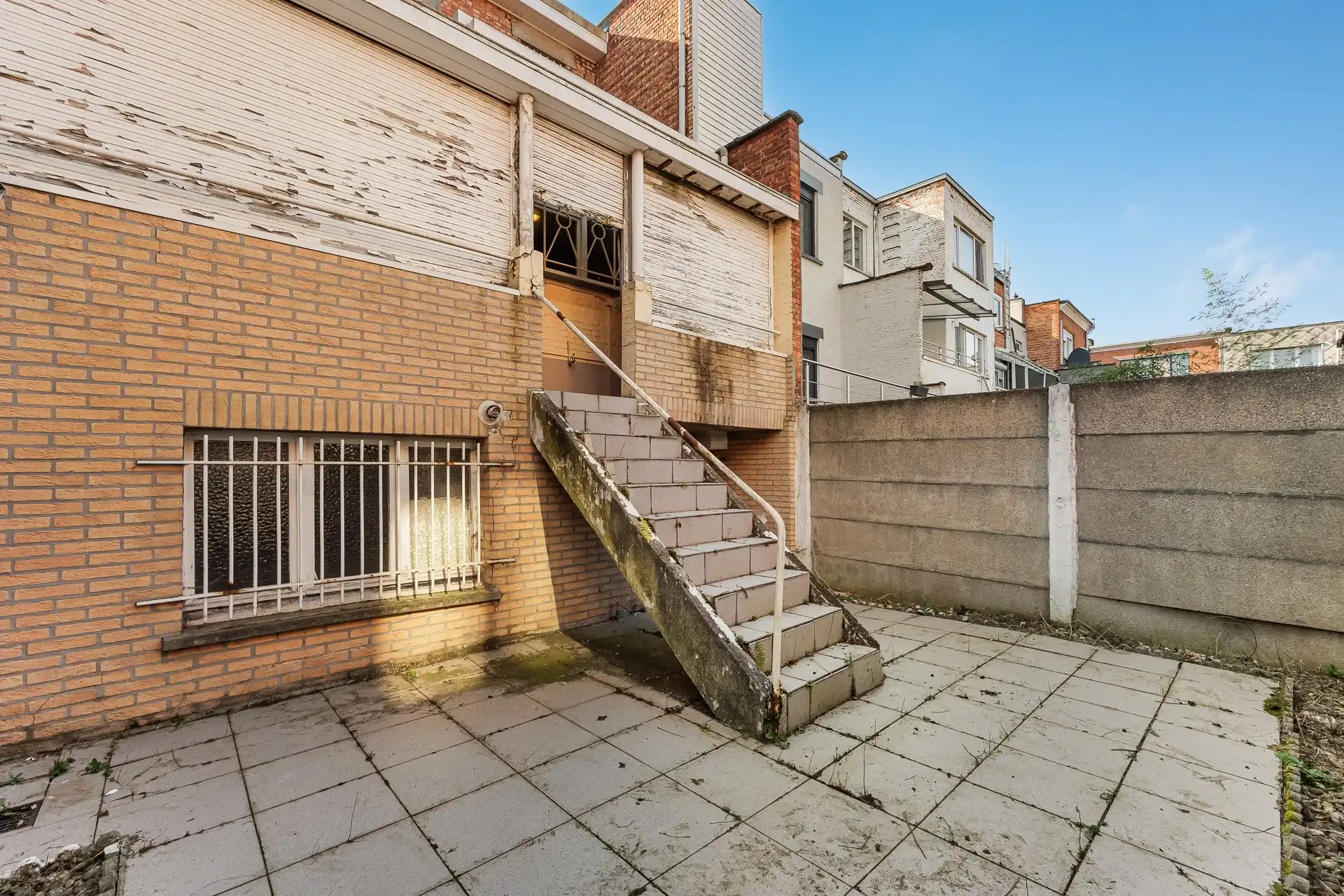 Woning met veel potentieel in rustige straat in Deurne-Oost foto 14