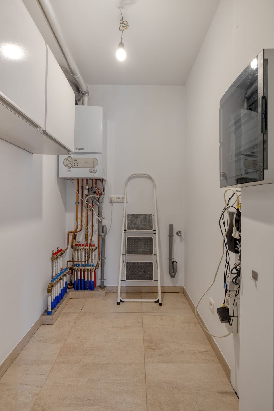 Licht en gezellig 2-slaapkamerapp in Klein-Willebroek foto 15