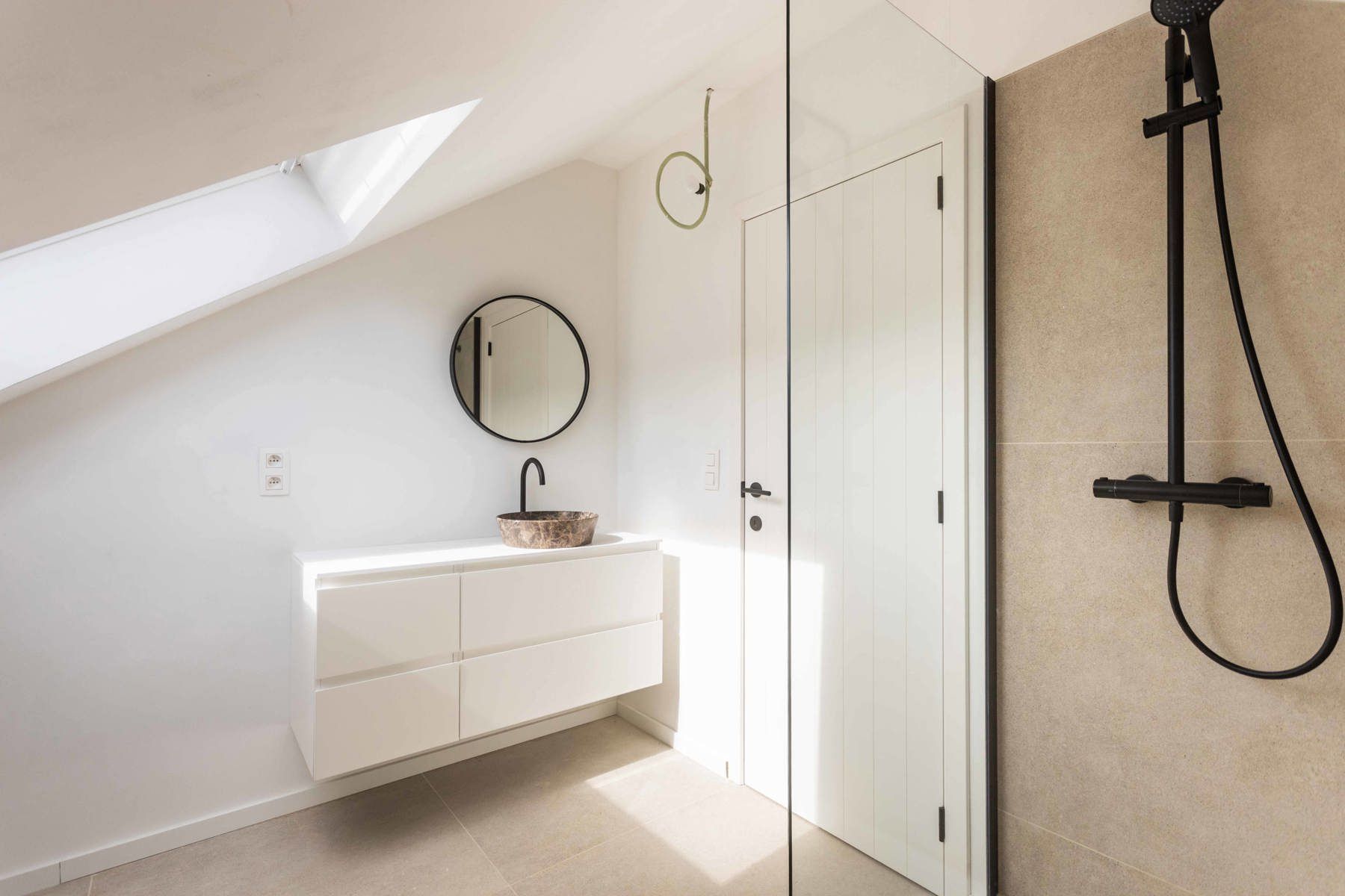 Instapklare woning met 5 slpk, op 7,5 are + tuin foto 22