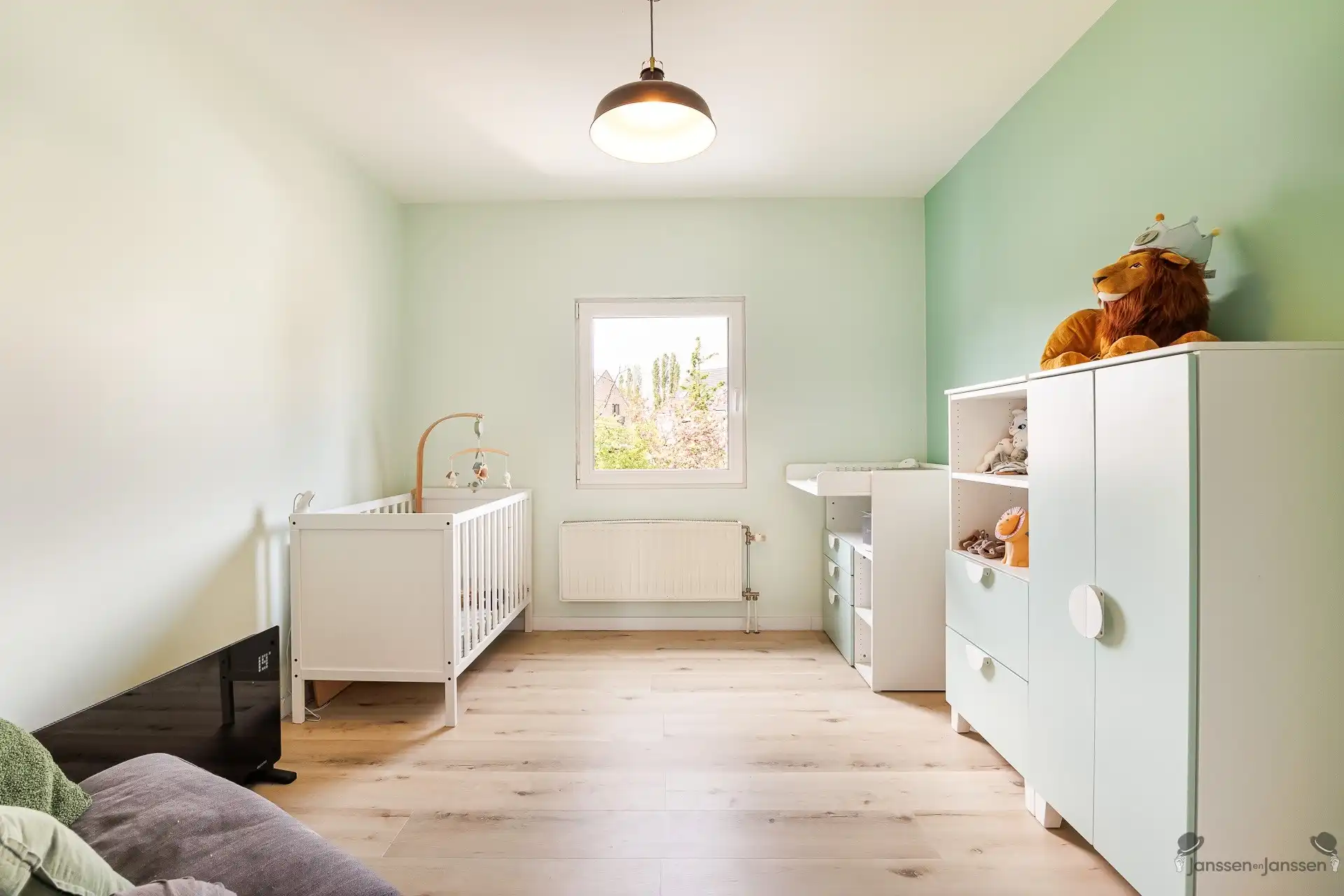 Instapklare rijwoning met 3 slpkmrs & tuin foto 11