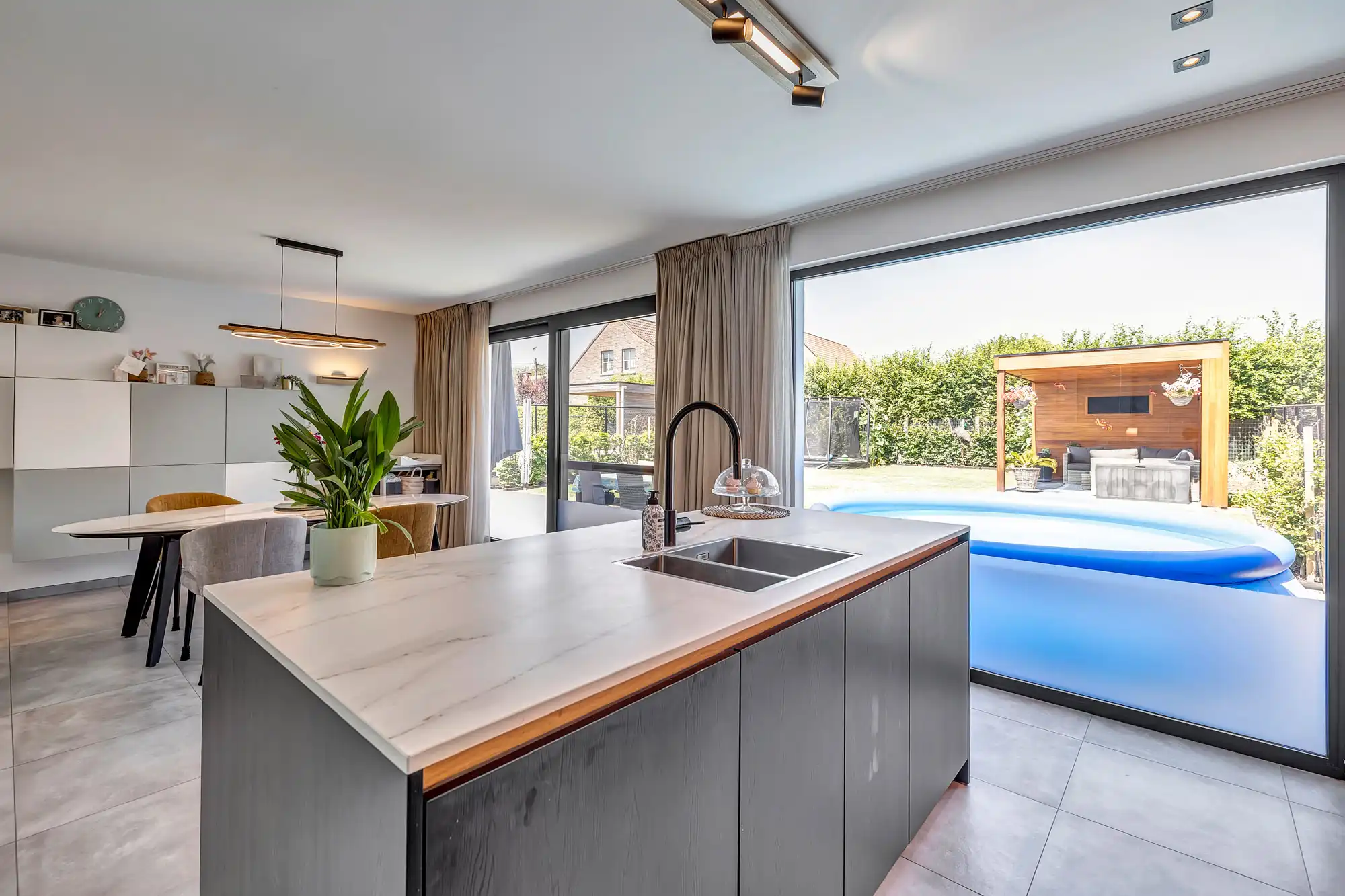 Energetische nieuwbouw in rustige woonwijk foto 12