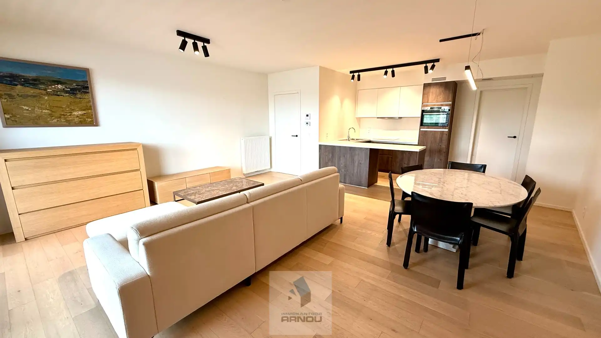 Twee slaapkamer appartement in het hartje van Deinze foto 4