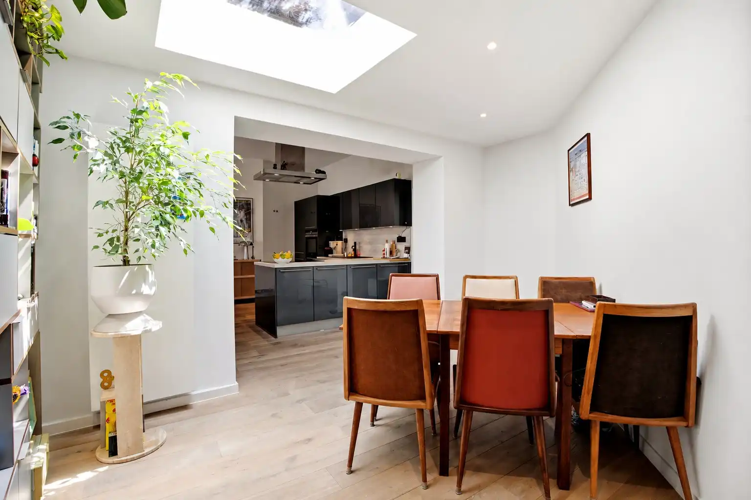 Recent gerenoveerde woning nabij centrum Brugge met 3 slaapkamers en zonnig terras! foto 8