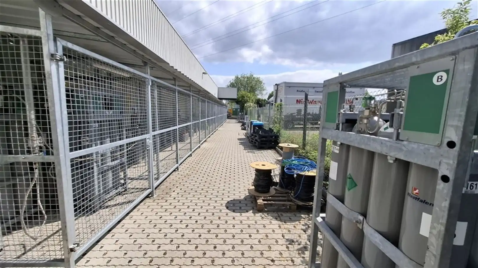 Te Huur Bedrijfspand te Ranst foto 5