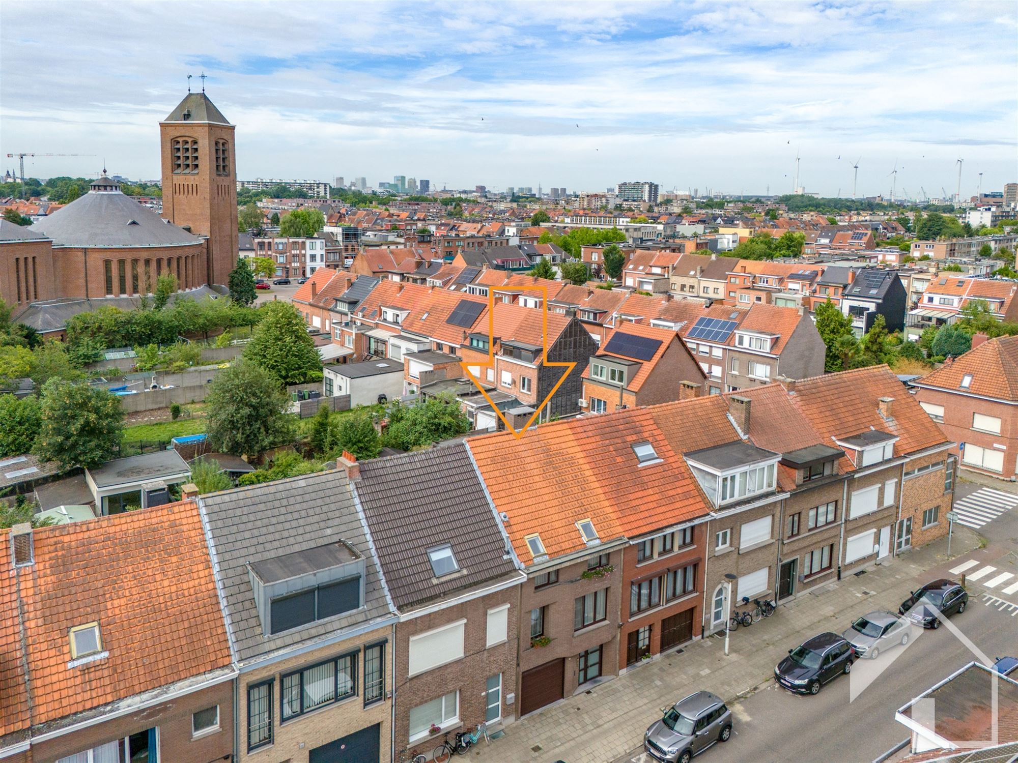 Ruime woning met 4 slaapkamers foto 26