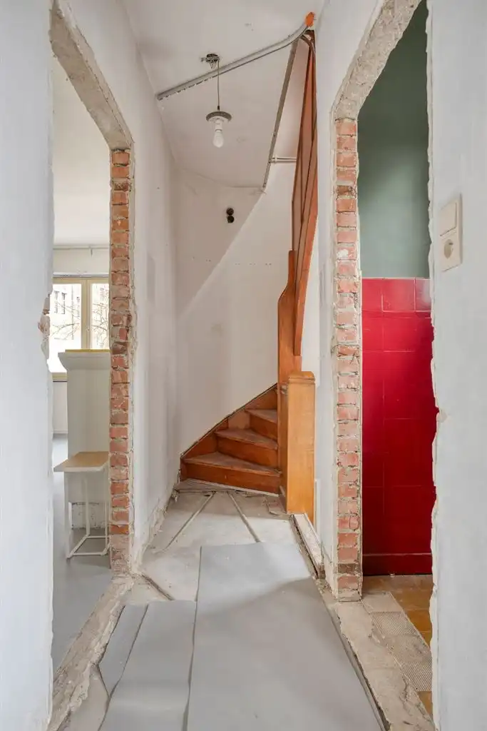 Te renoveren hoekwoning met tal van mogelijkheden, gelegen op een absolute toplocatie in het hart van het historisch stadscentrum van Bree.  foto 10