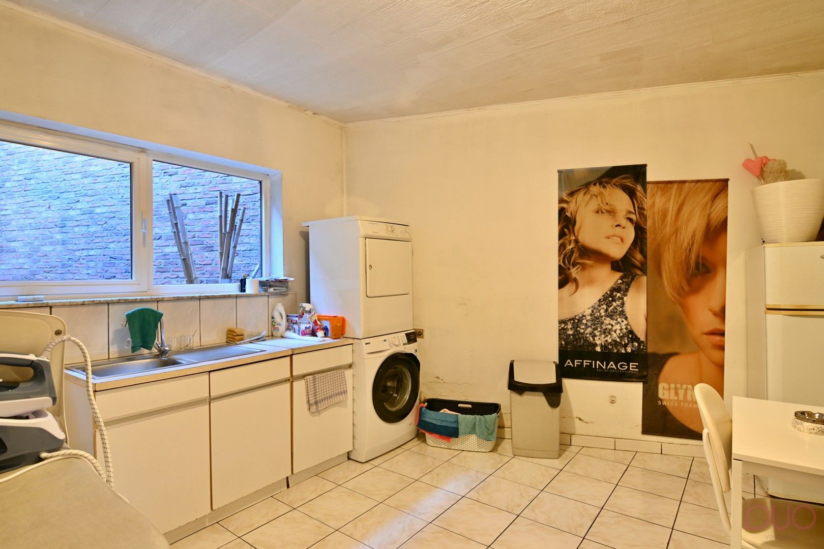 Groot handelspand met aparte ingang, bovenliggende woning en inpandige garage foto 9