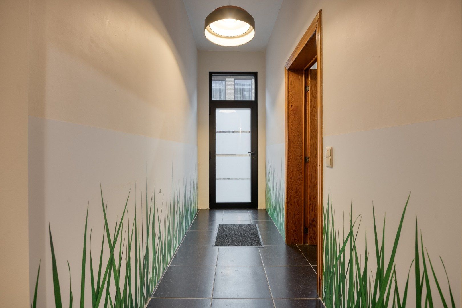 Zeer goed gelegen woning met 3 slaapkamers en terras in centrum Leuven! – EPC 149 kWh/m² - bewoonbare opp. 182 m² foto 4