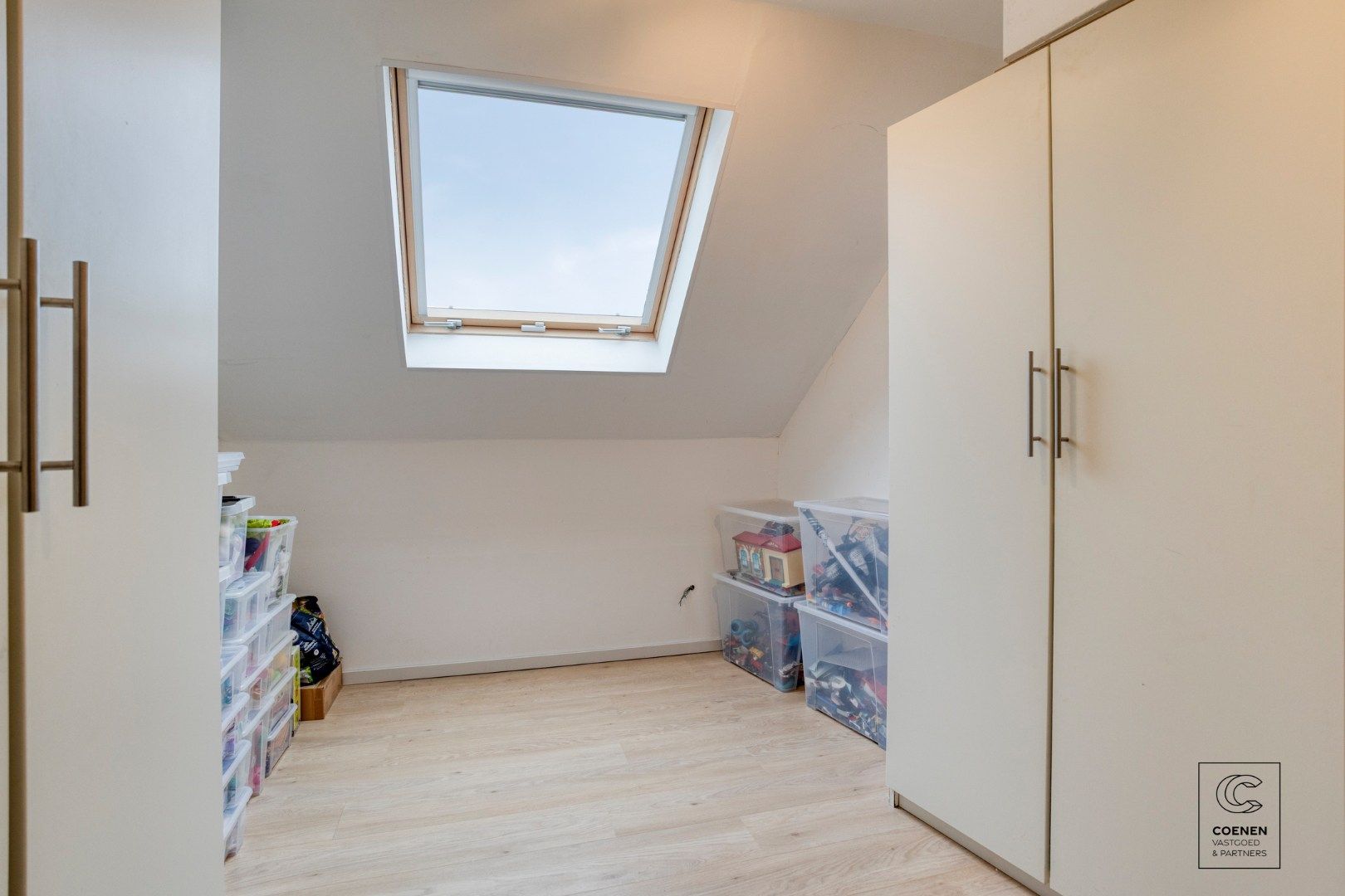 Prachtige woning (2013) van 256 m² met 4 slaapkamers in een doodlopende straat te Grobbendonk! foto 27
