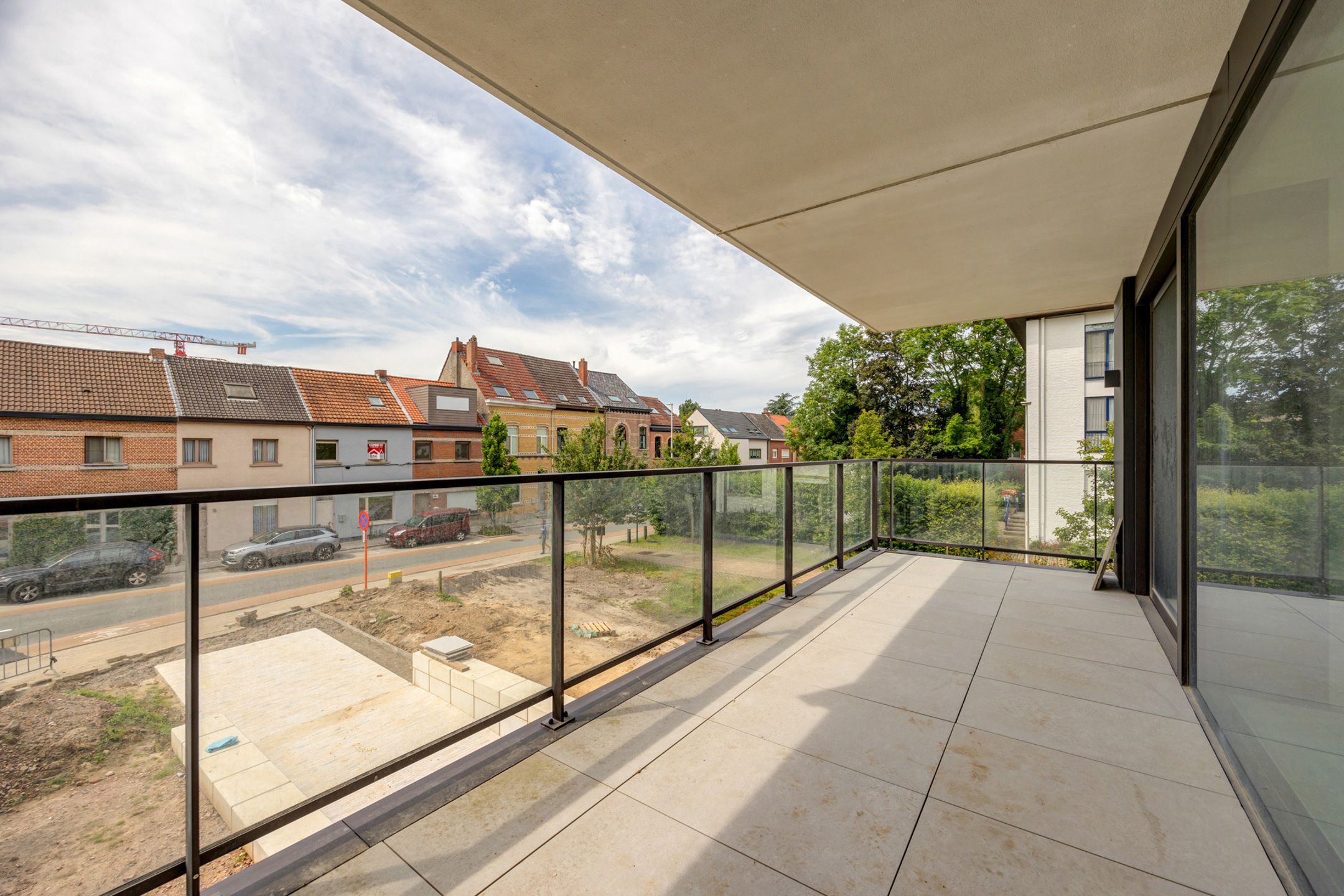 Nieuwbouw met terras van 17 m2 inclusief autostaanplaats foto 5