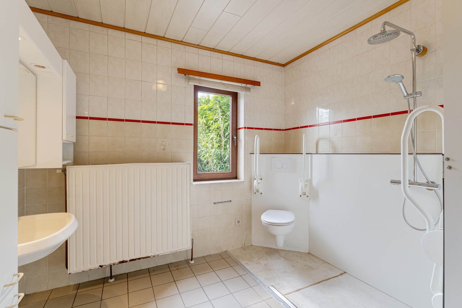 Te renoveren open bebouwing op ruim perceel in Zonhoven (1396 m²) foto 7