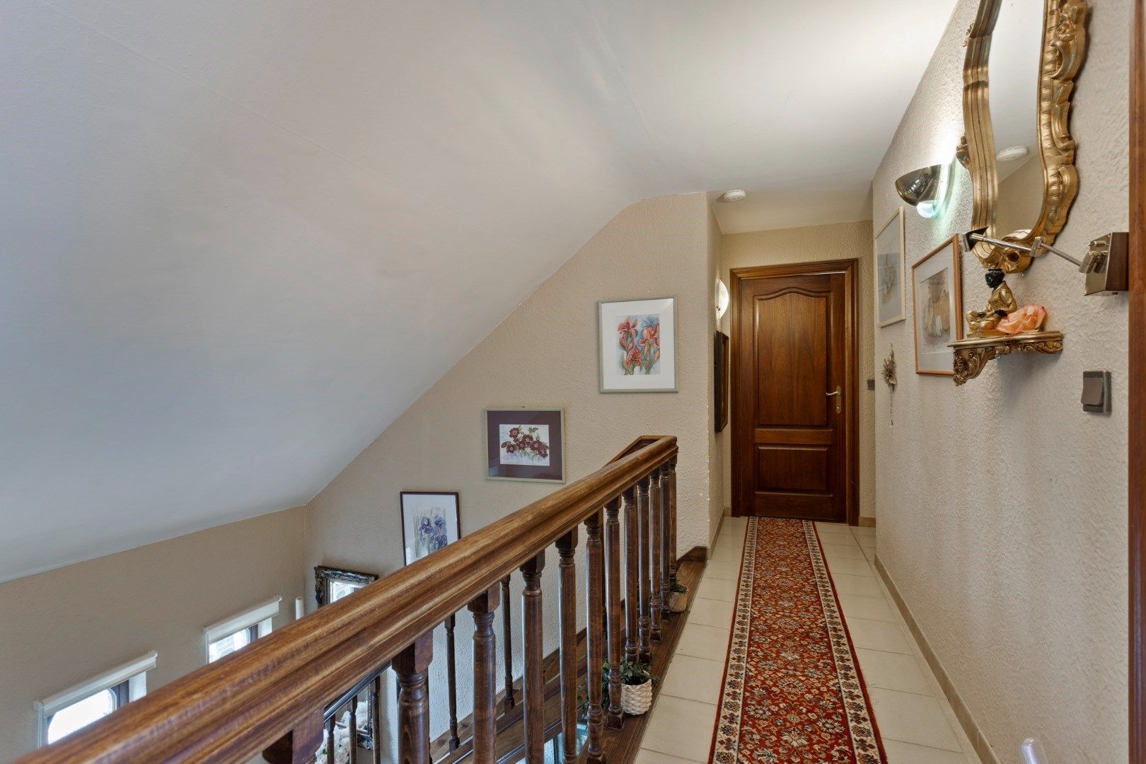 Charmante woning met veranda en mooie tuin in een rustige, landelijke omgeving foto 12