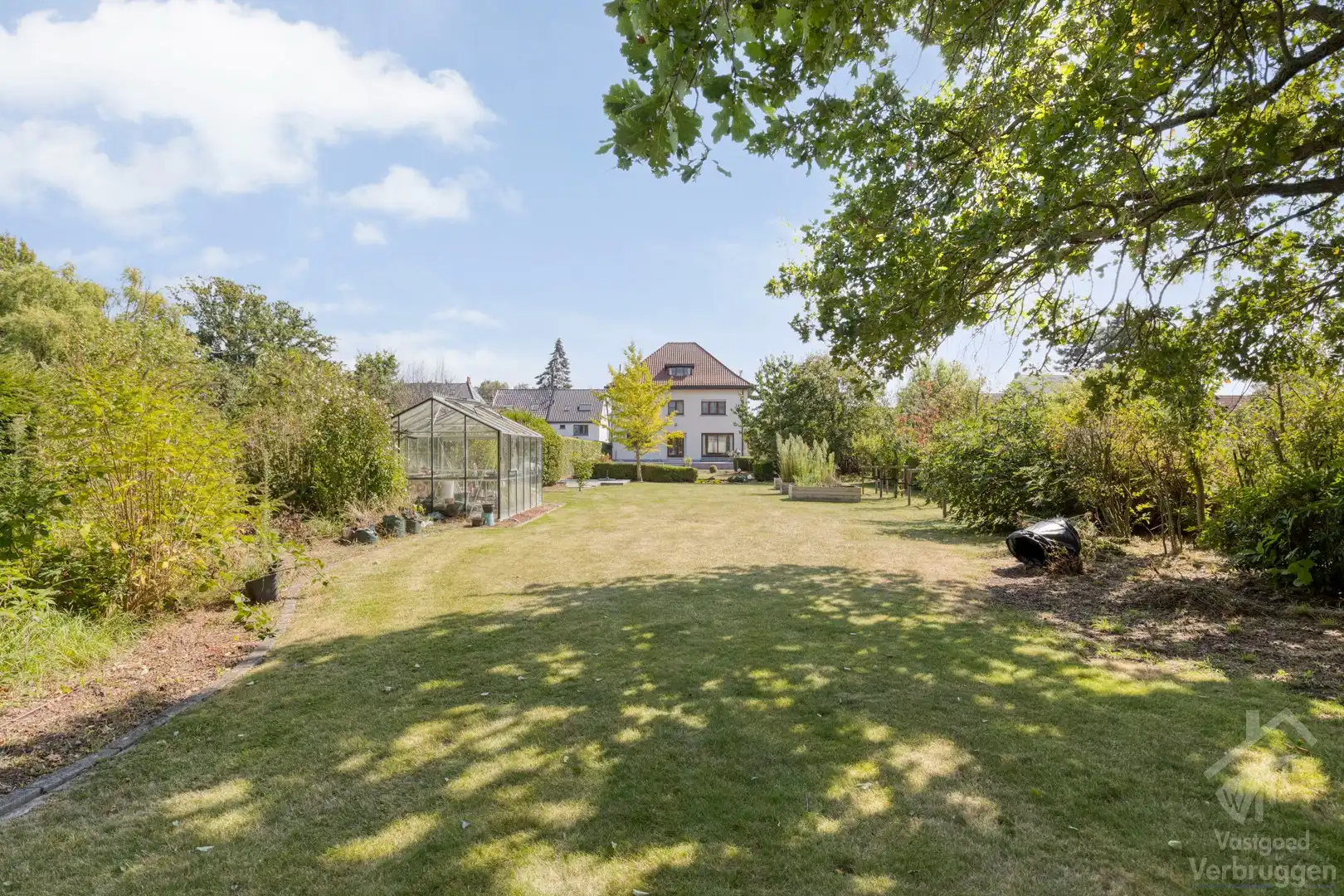 Luxueuze villa met 5 slaapkamers, bureau en ruime tuin op groot perceel in Aalst (Herdersem) foto 3