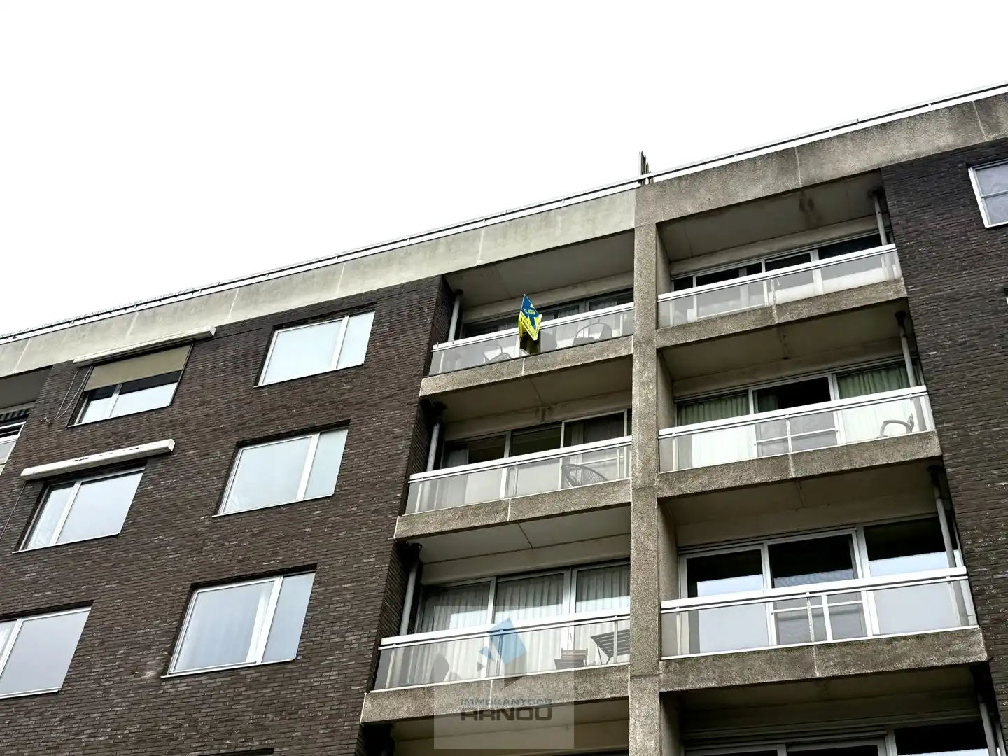 Gunstig gelegen appartement met 2 slaapkamers foto 2