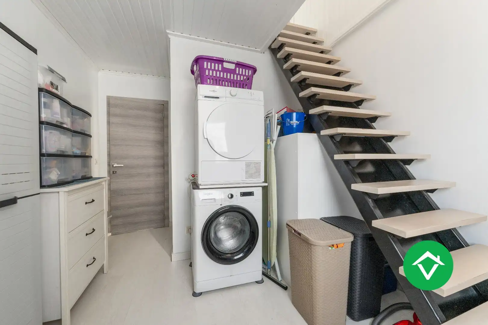 Functionele woning met drie slaapkamers, garage en ruime oprit te Ichtegem foto 11