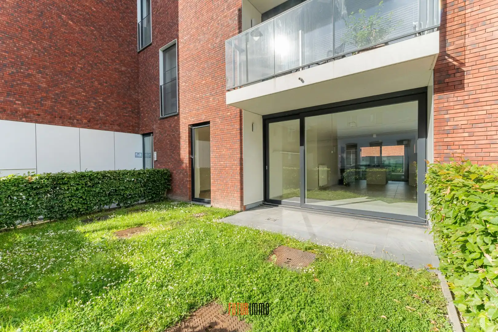Lichtrijk gelijkvloersappartement met tuintje te Brugge foto 16