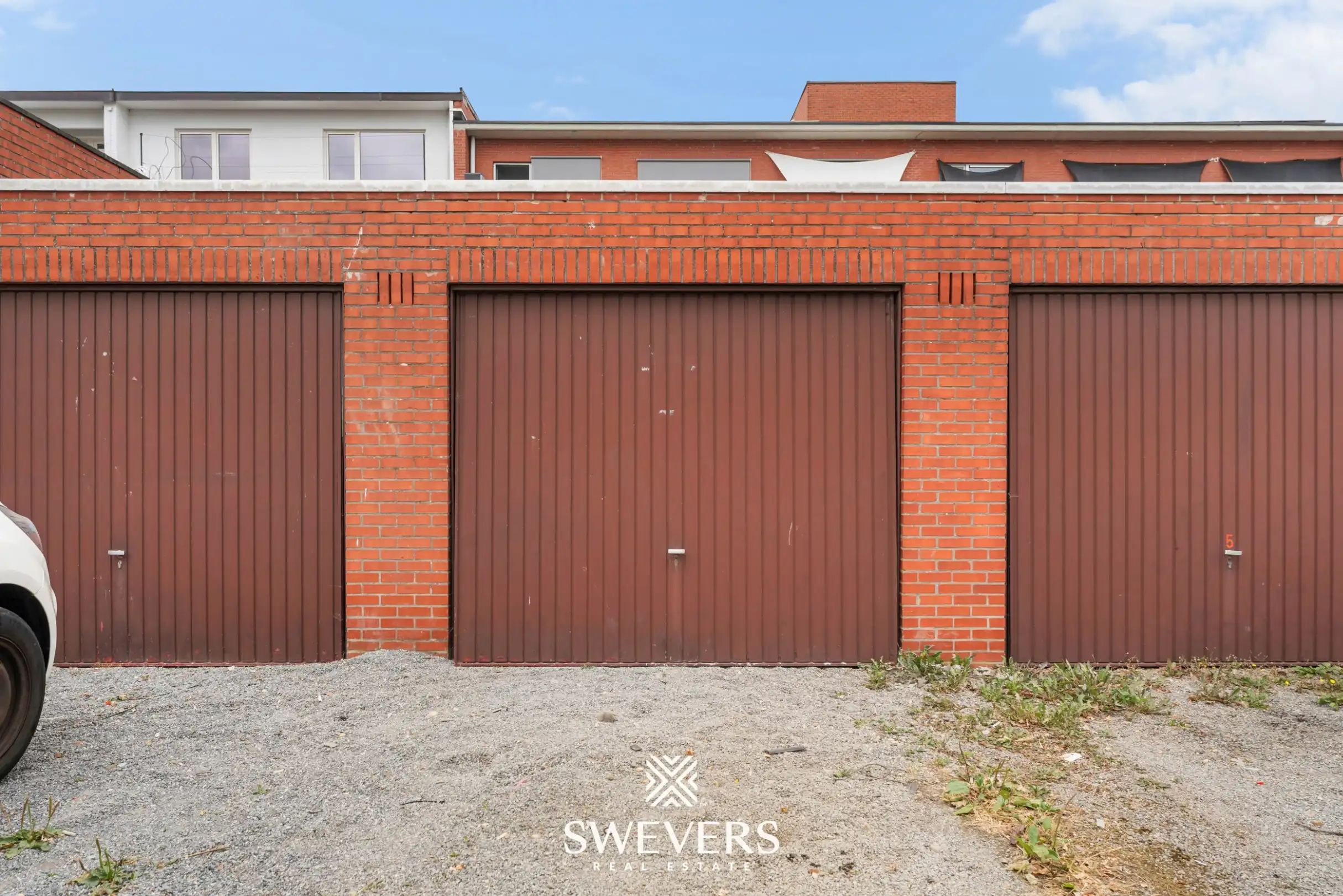 Appartement met 2 slaapkamers, terras en garagebox nabij centrum Beringen foto 18
