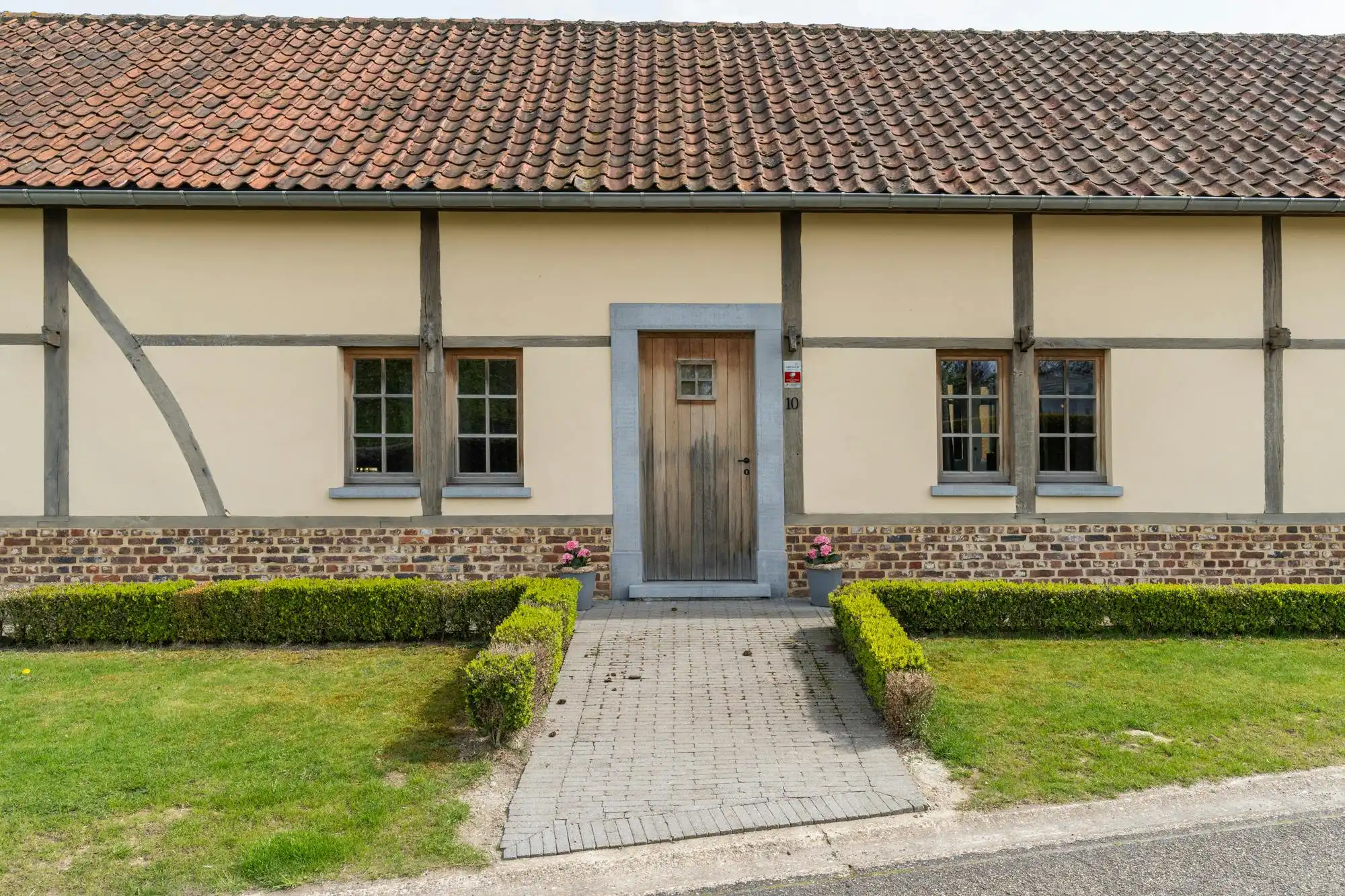 Exclusief domein met hoeve, wijnhuis en wellness foto 4