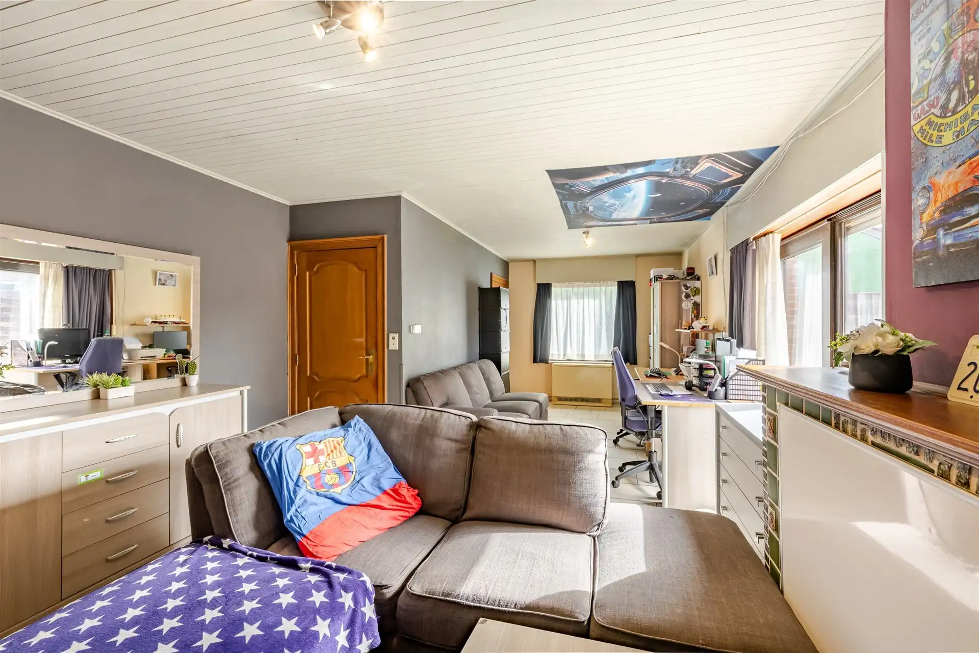 Te renoveren woning met garage en polyvalente ruimte foto 4