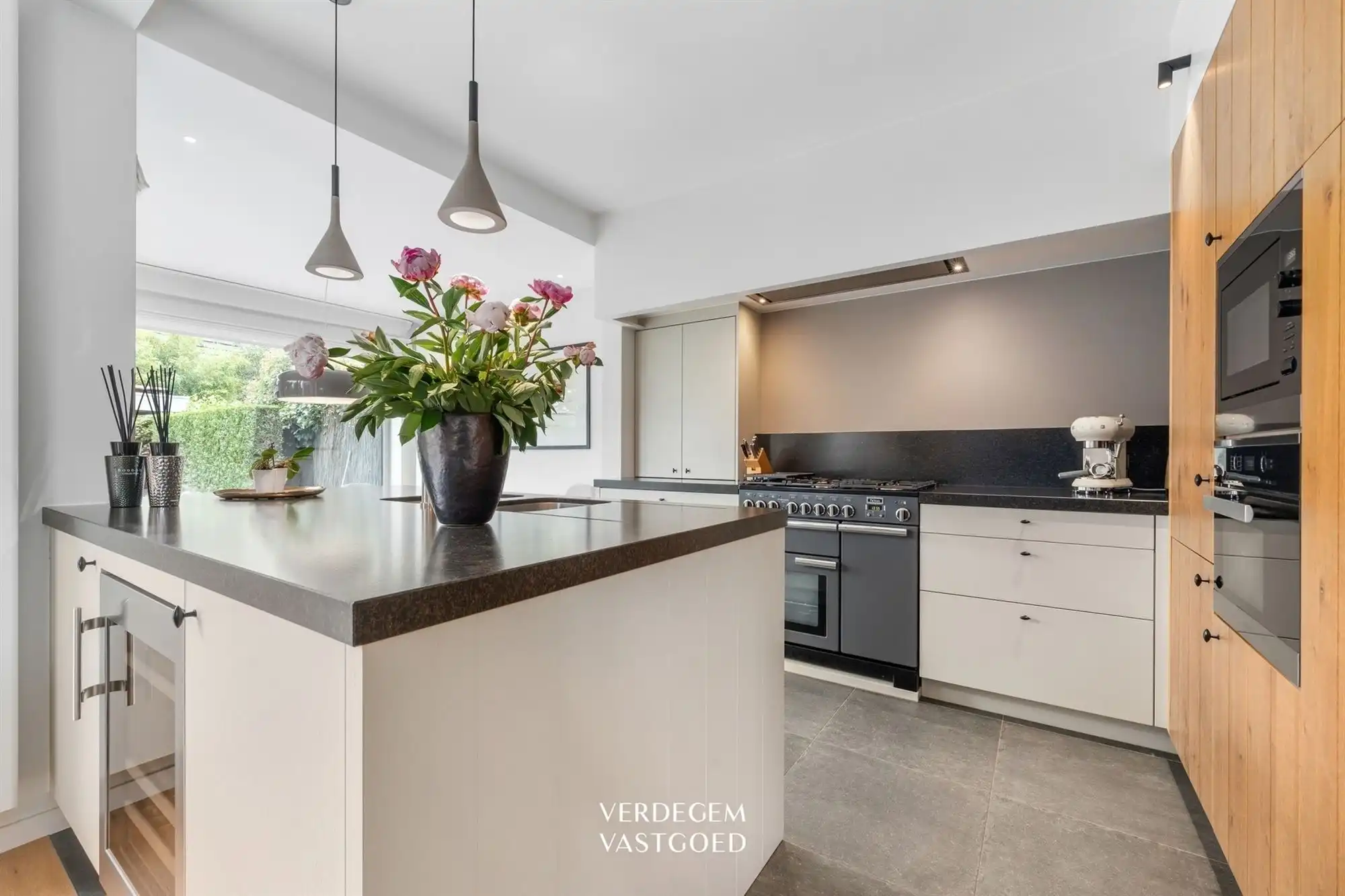 Knappe woning met 3 slaapkamers en geniettuin in het centrum van Evergem foto 12