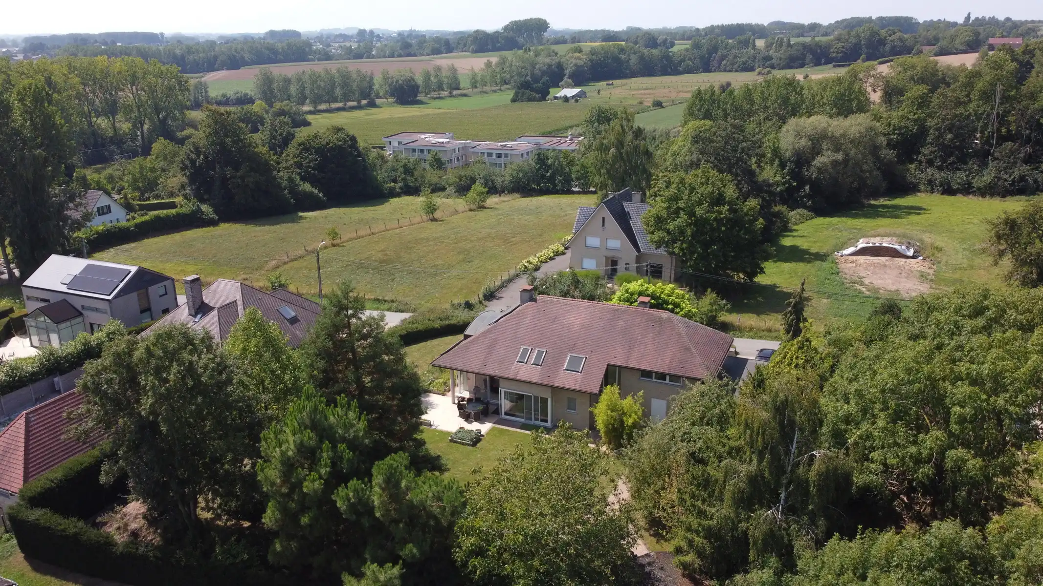 WSB-immo: Royale villa in een groene omgeving foto 28