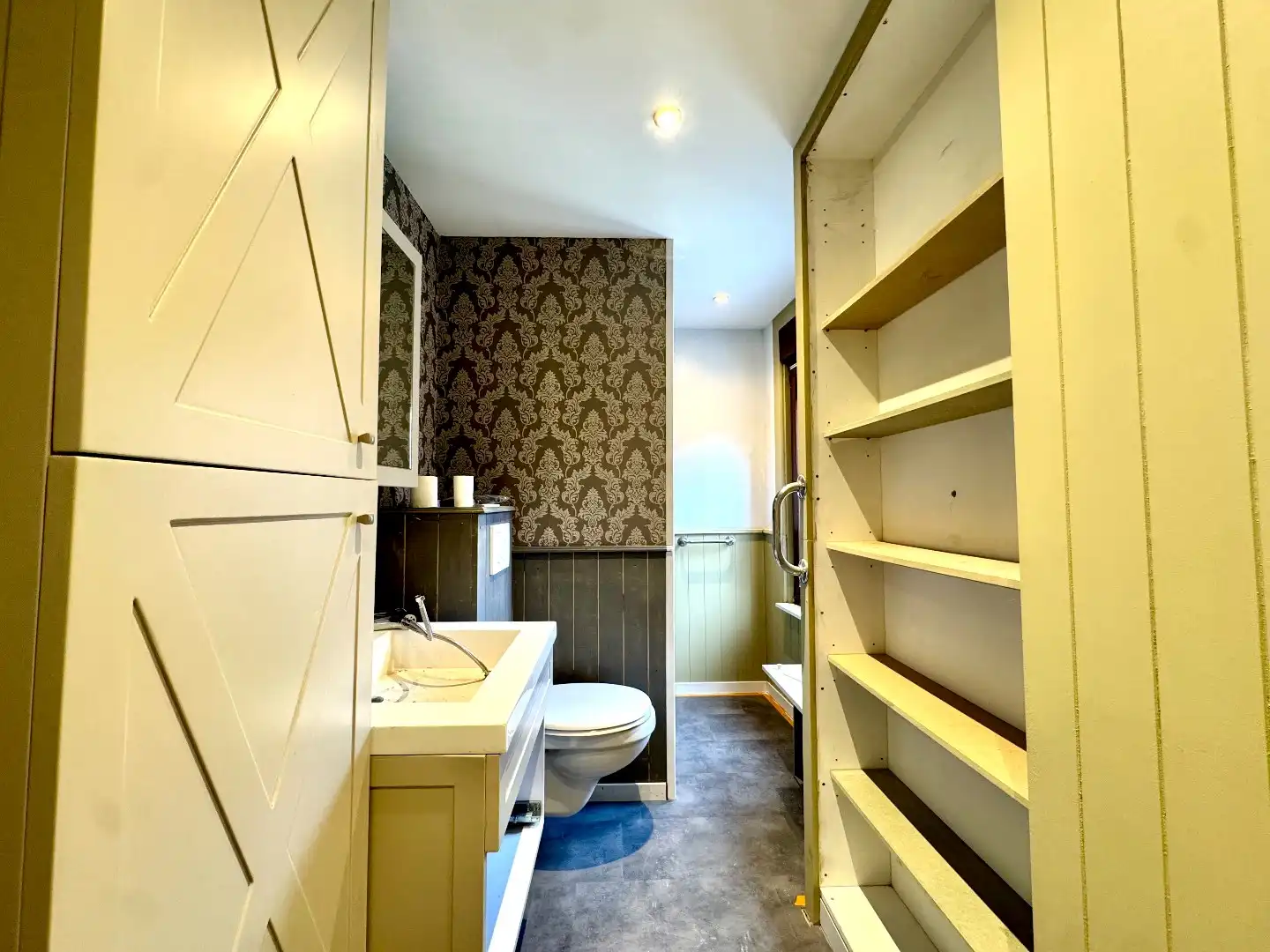 Lichtrijke hoekwoning met 2 slaapkamers in het centrum van Izegem!  foto 8