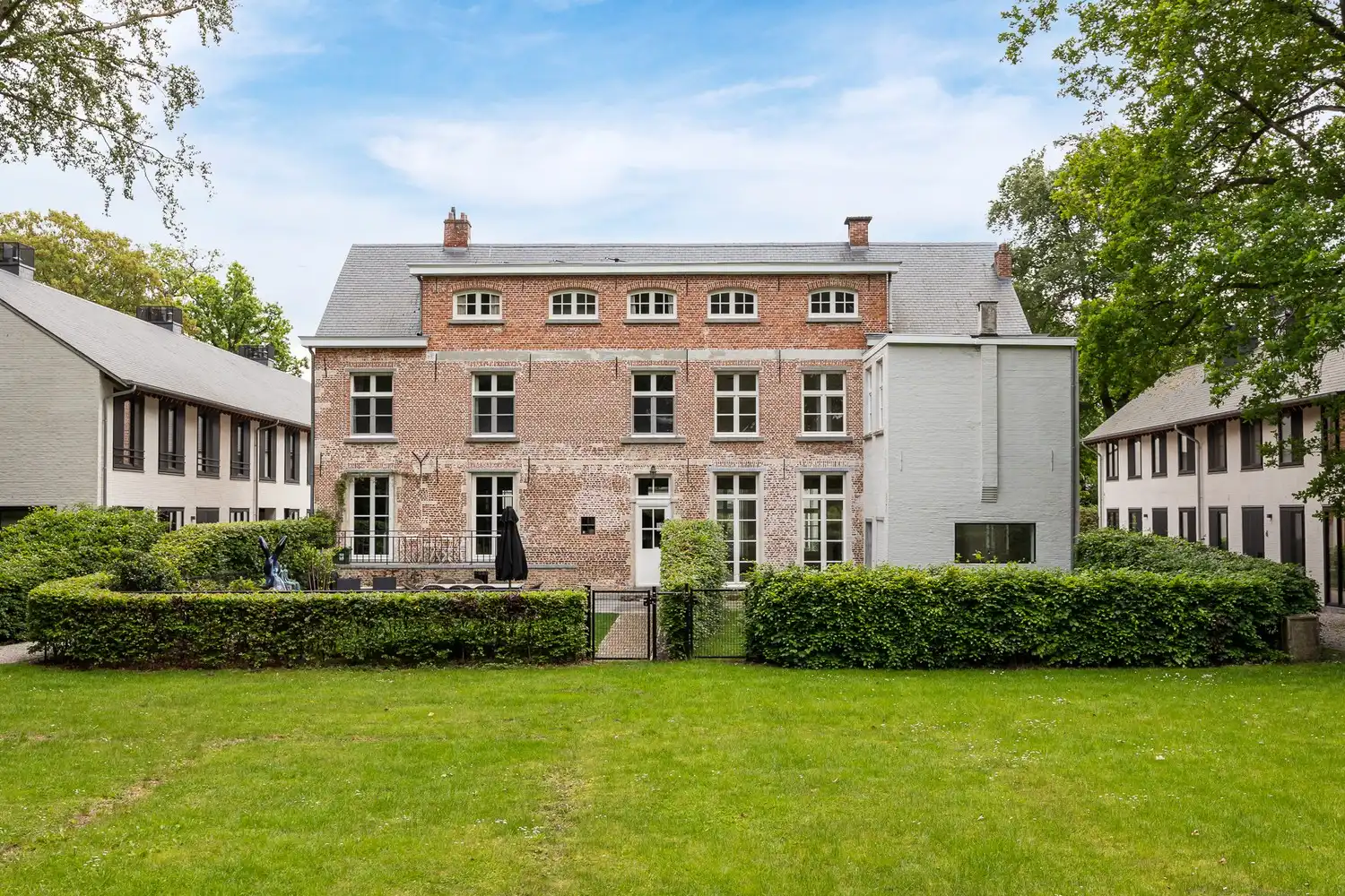 Karaktervolle pastorijwoning in een uniek, privatief woondomein met weelderige parktuin foto 28