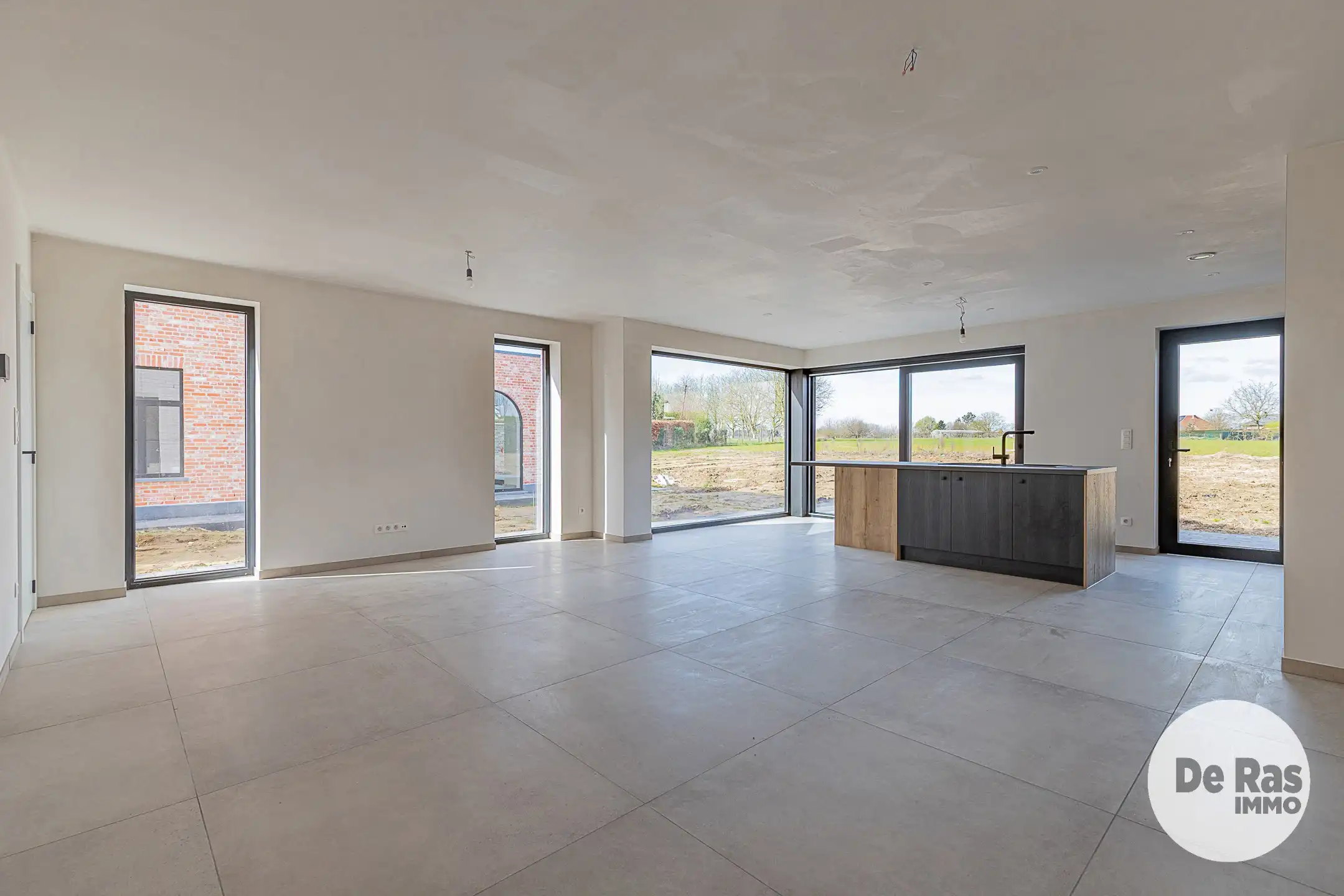 HELDERGEM - Tijdloze nieuwbouw voorzien van alle comfort foto 2