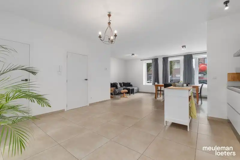 Interessant opbrengsteigendom met 4 appartementen foto 3