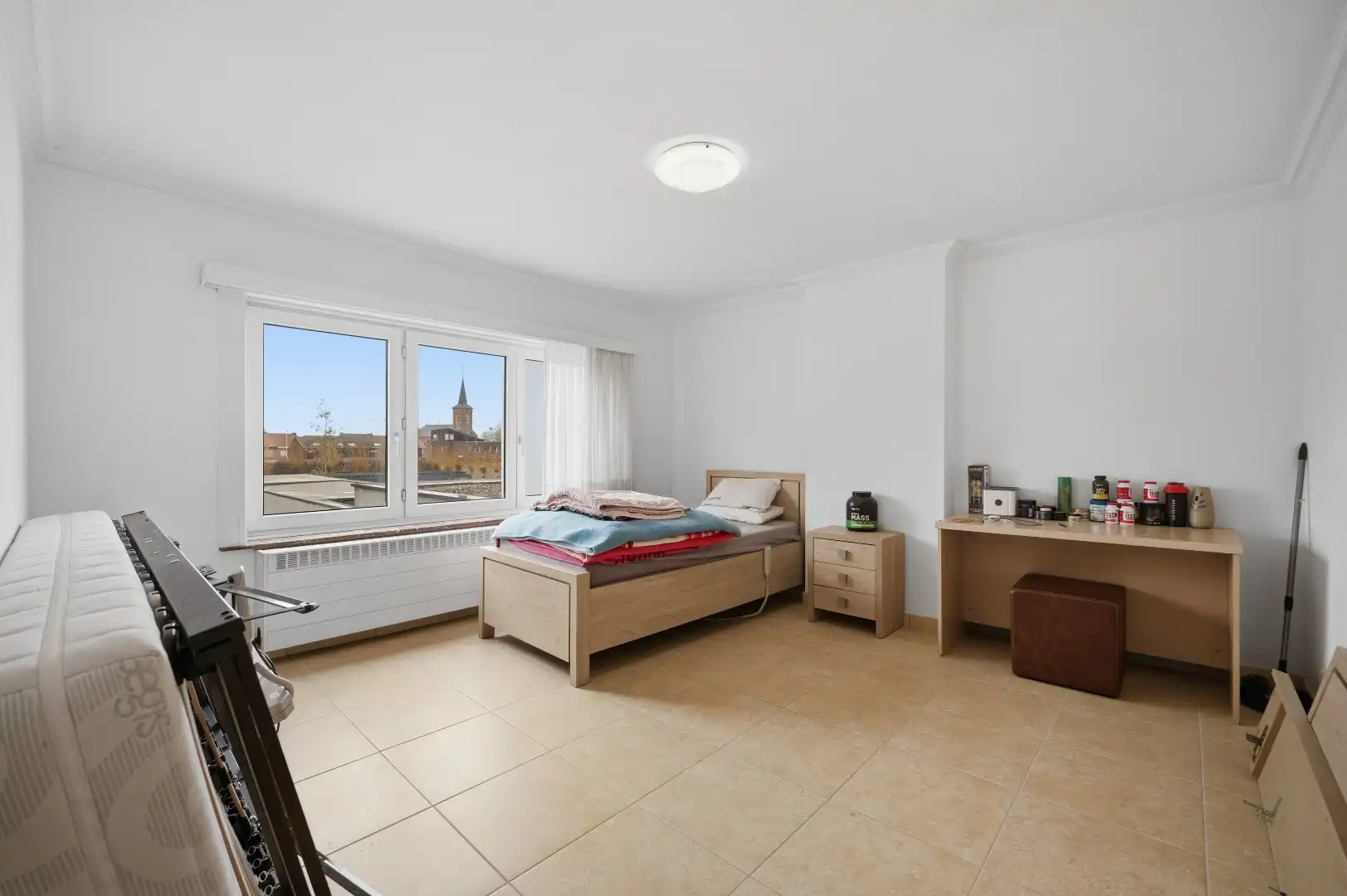 Gerenoveerde HOB met tuin, garage en 3 slpks met opslagmog. foto 11